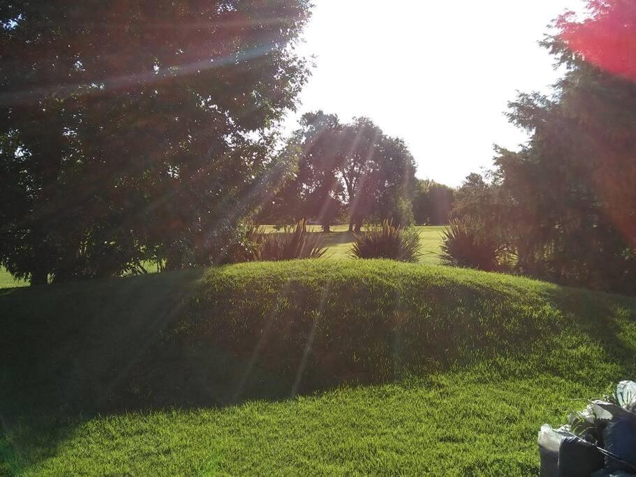 Dormi Apartamento en Country Boca Raton Monoambiente con pileta gym tenis golf paddle