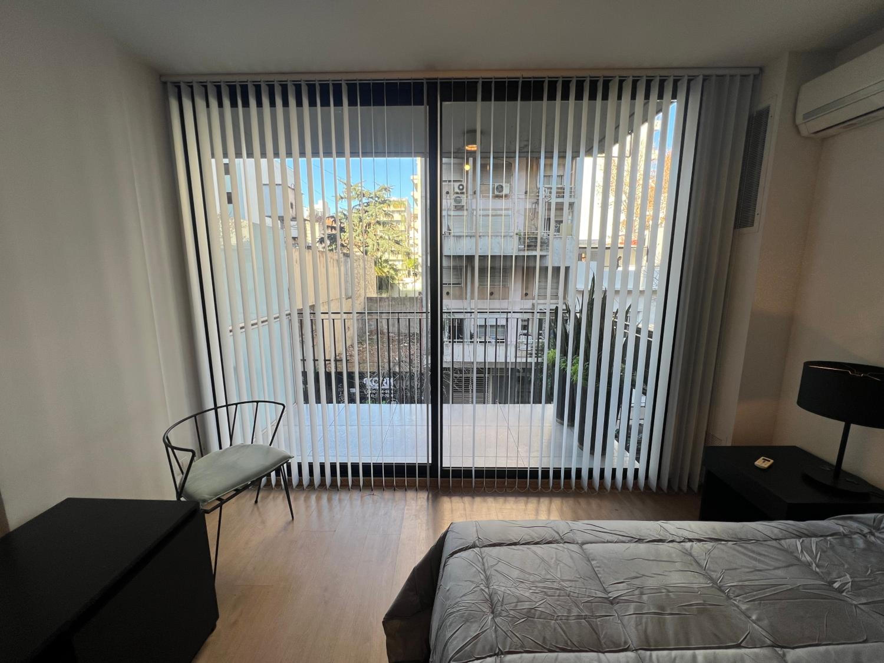Amplio Monoambiente en Palermo Hollywood!
