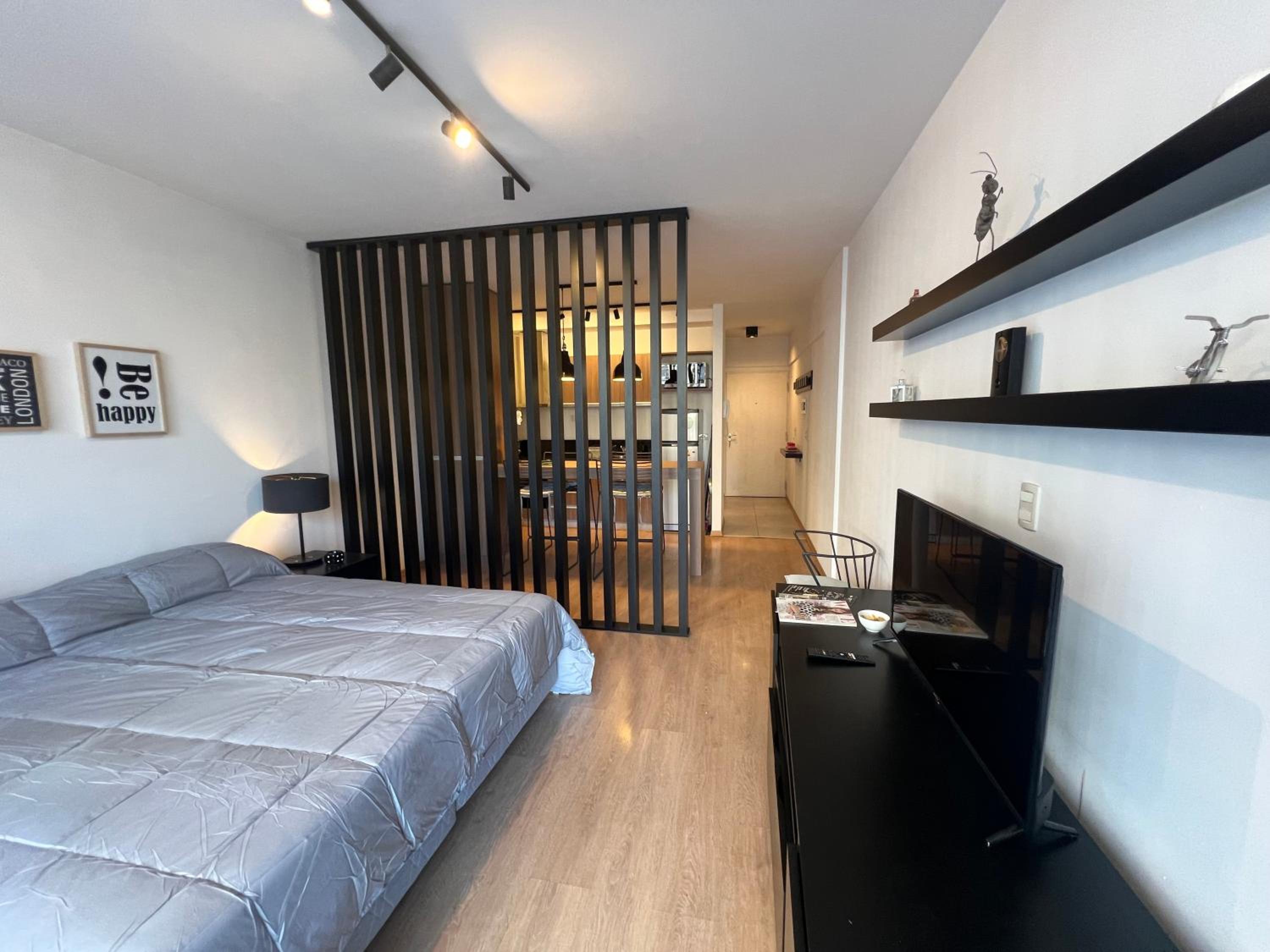 Amplio Monoambiente en Palermo Hollywood!