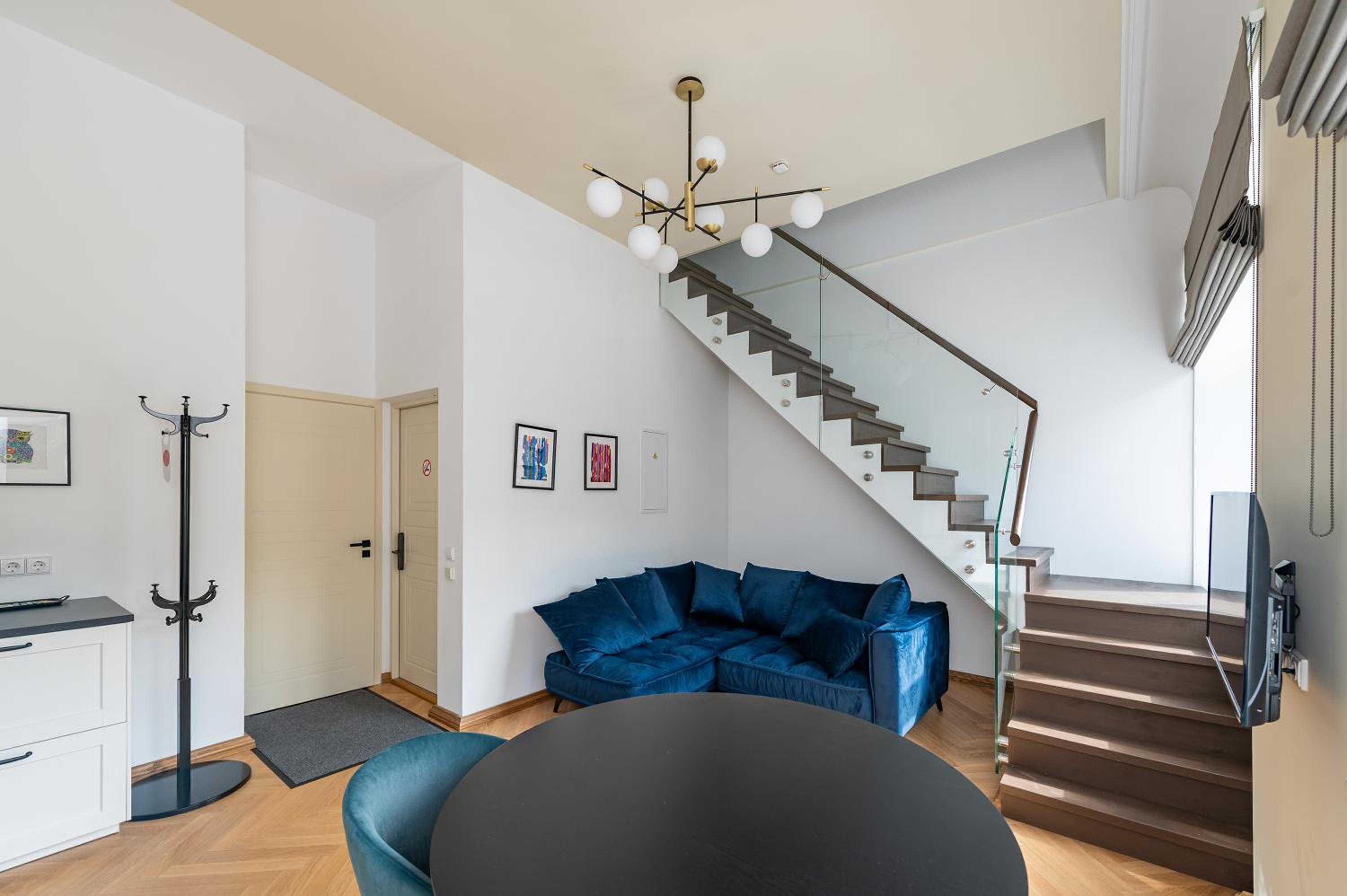 Park Avenue Apartments by Hostlovers view 5