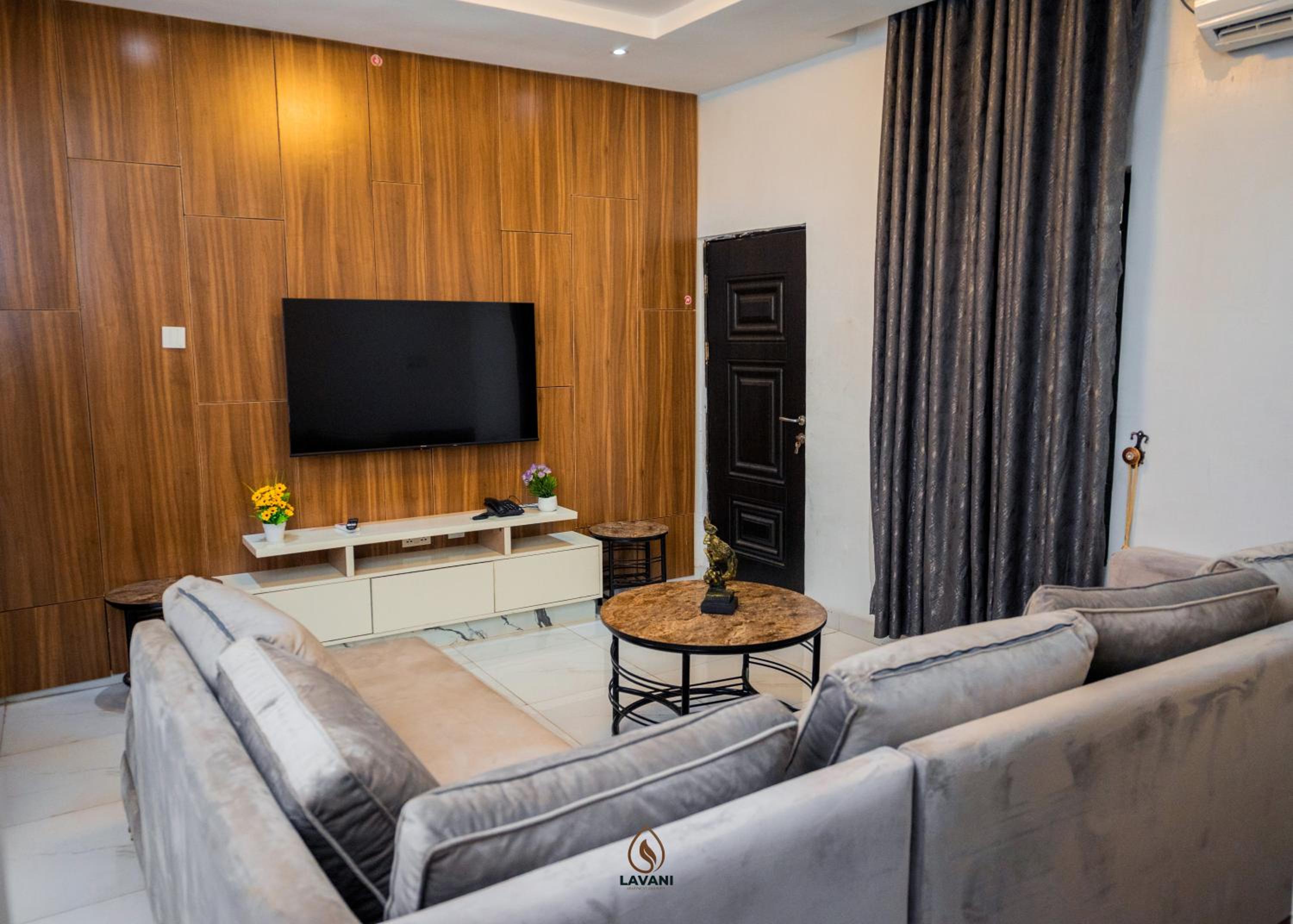 Lavani Apartment