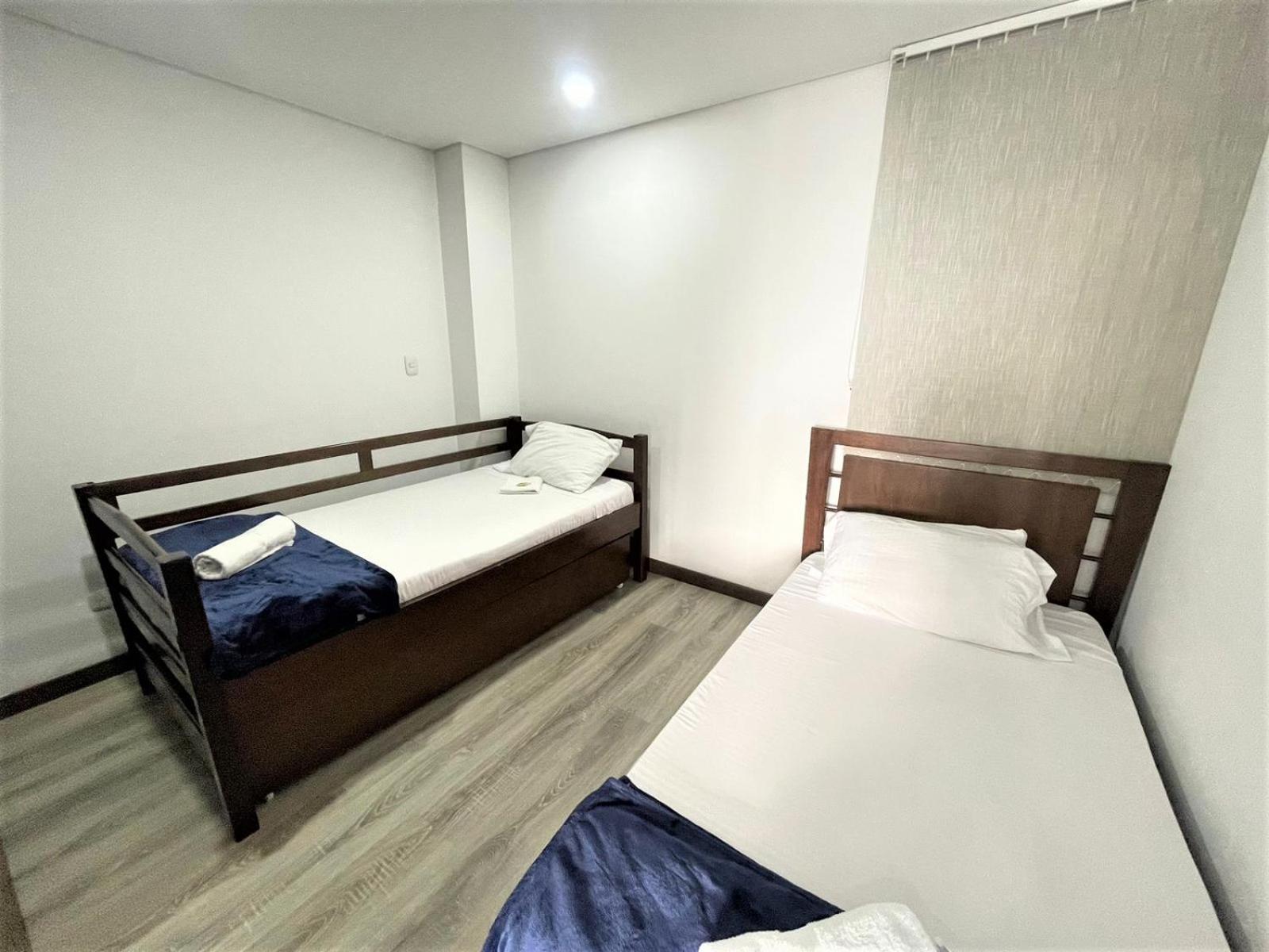 CH1204-Apartamento con linda vista en sector fundadores