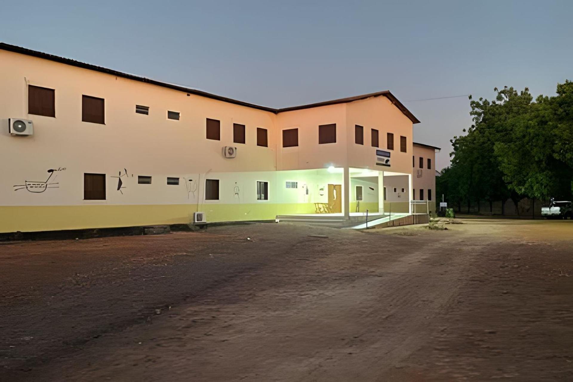 Hostel o Viveiro - Serra da Capivara - Prédio JK