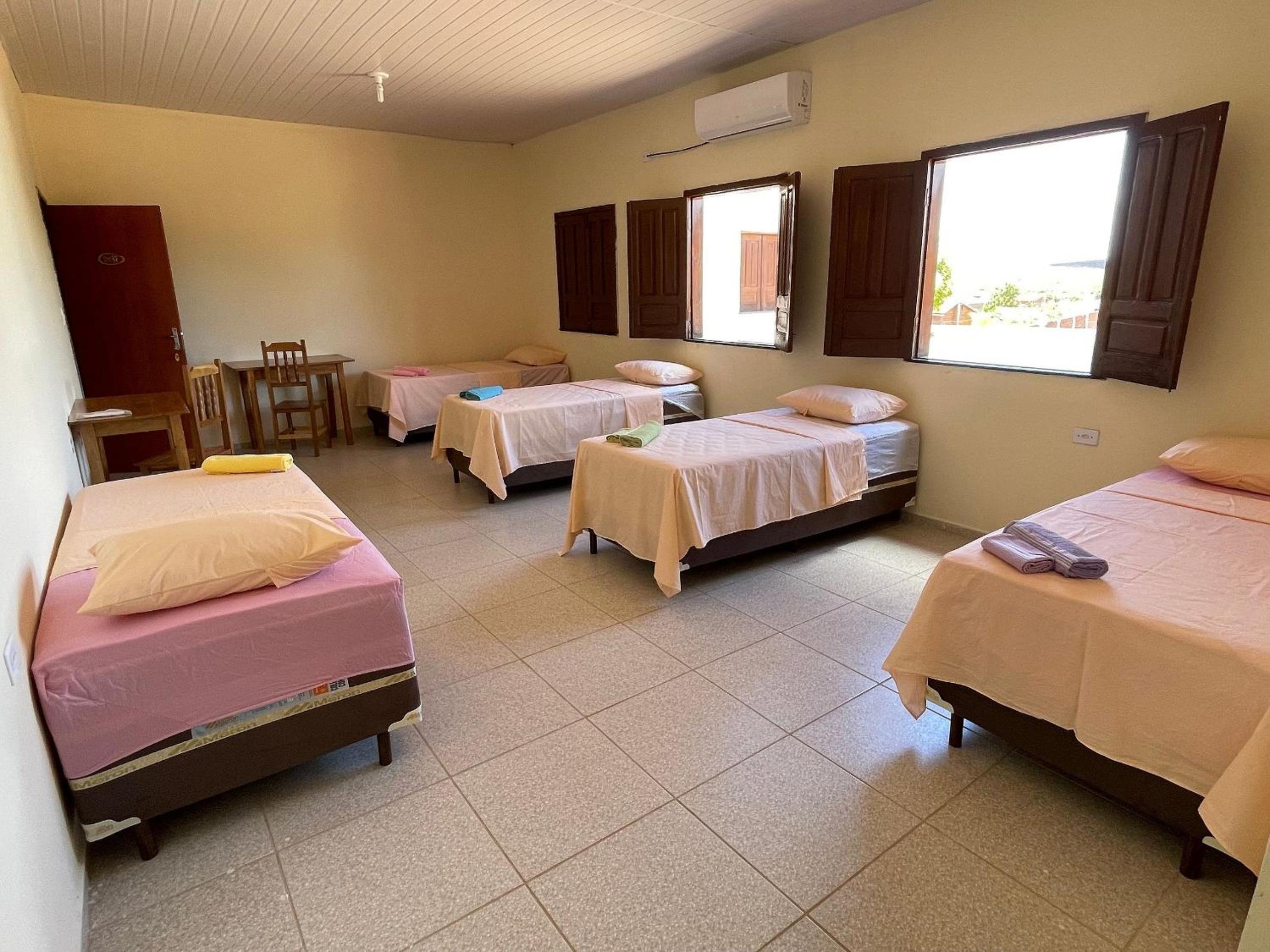 Hostel o Viveiro - Serra da Capivara - Prédio JK