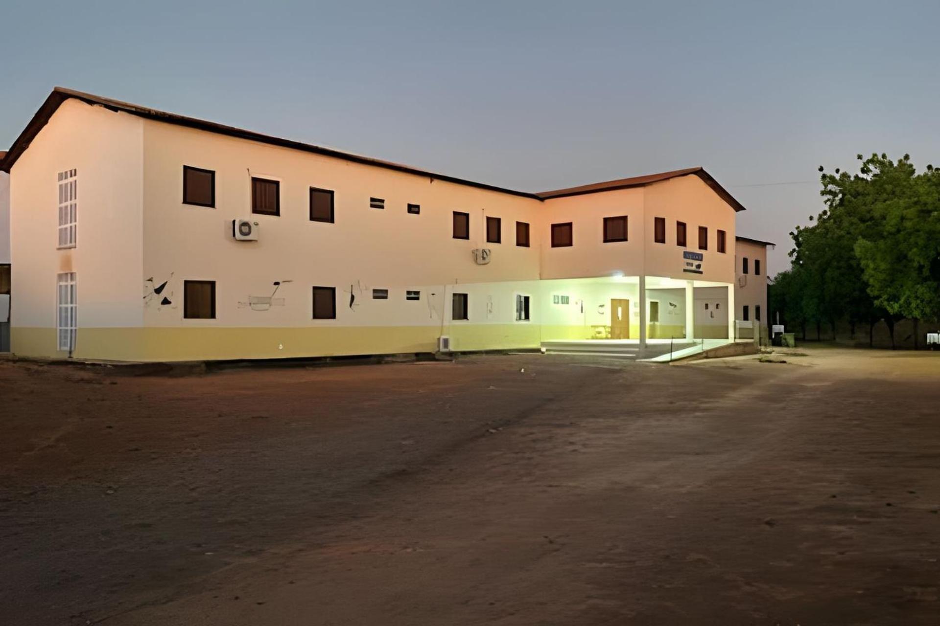 Hostel o Viveiro - Serra da Capivara - Prédio JK