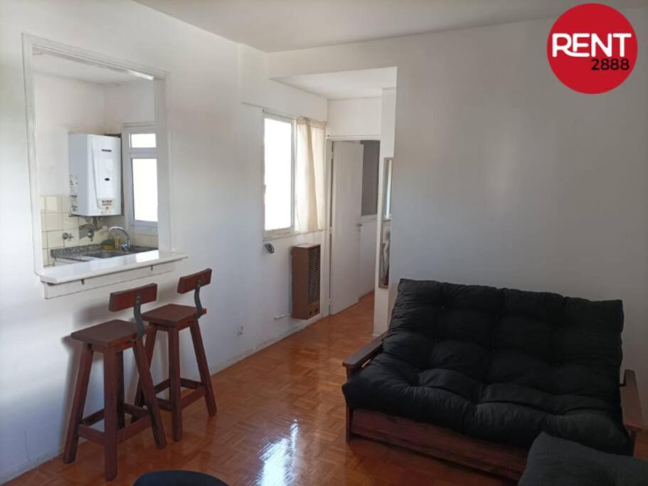 Rent Gurruchaga