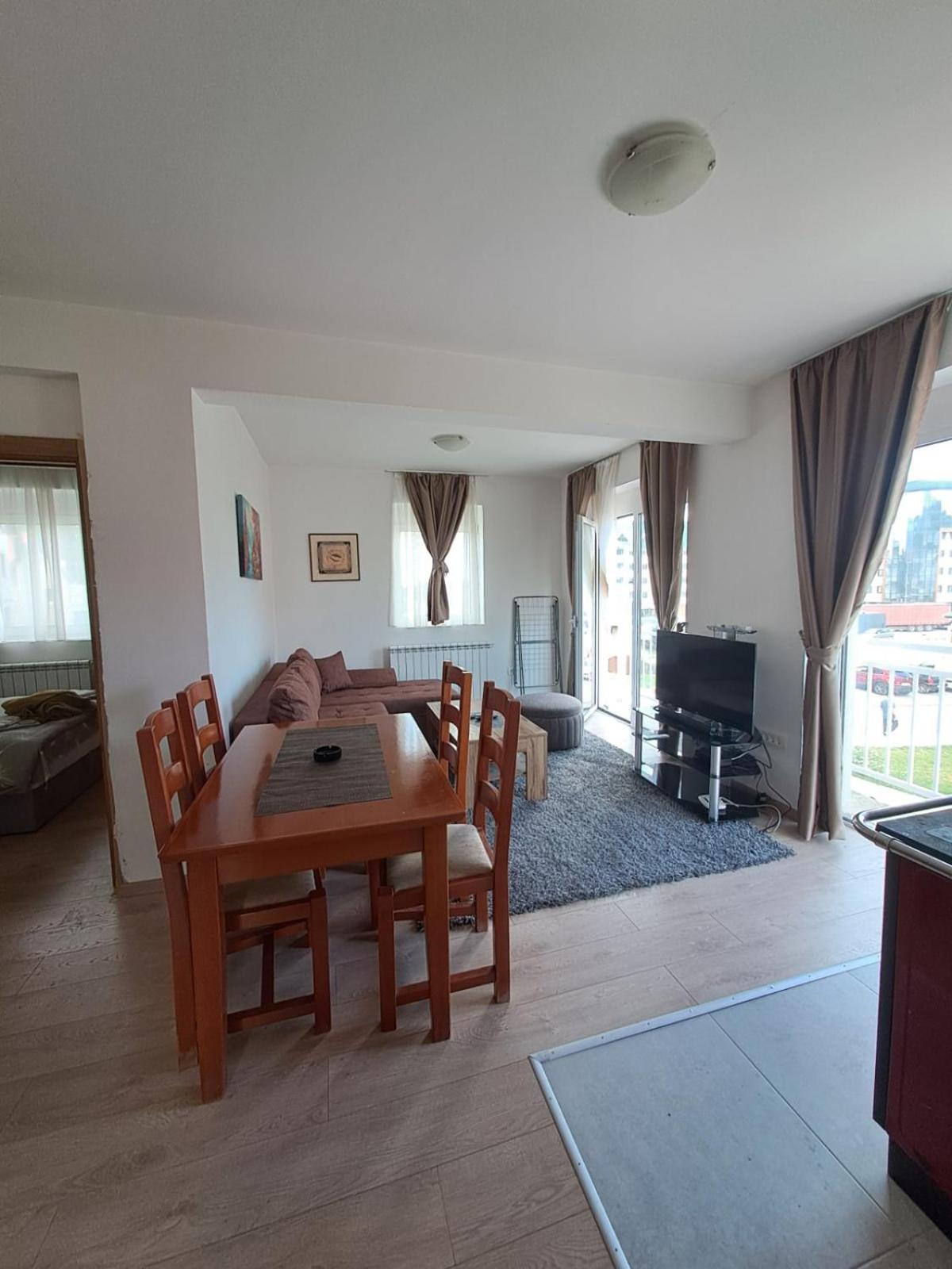 SIV Apartments