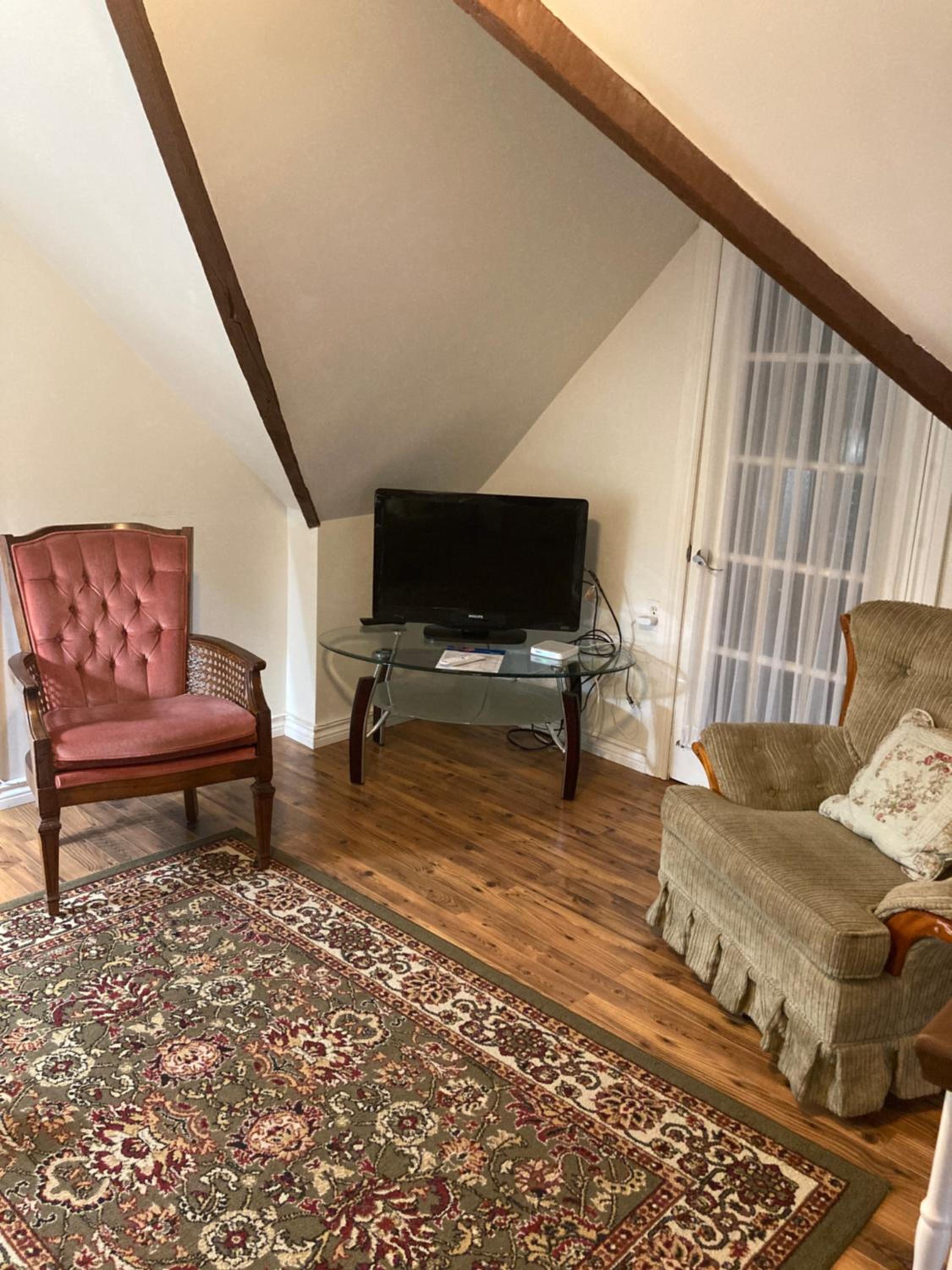 Gananoque Vacations - West Gate Bed and Breakfast - Property Image 2
