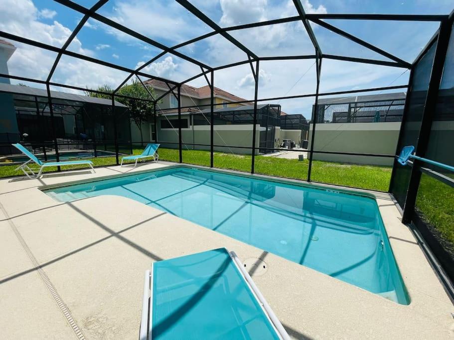 Paradise Palms-Amazing 6 BD home view 3