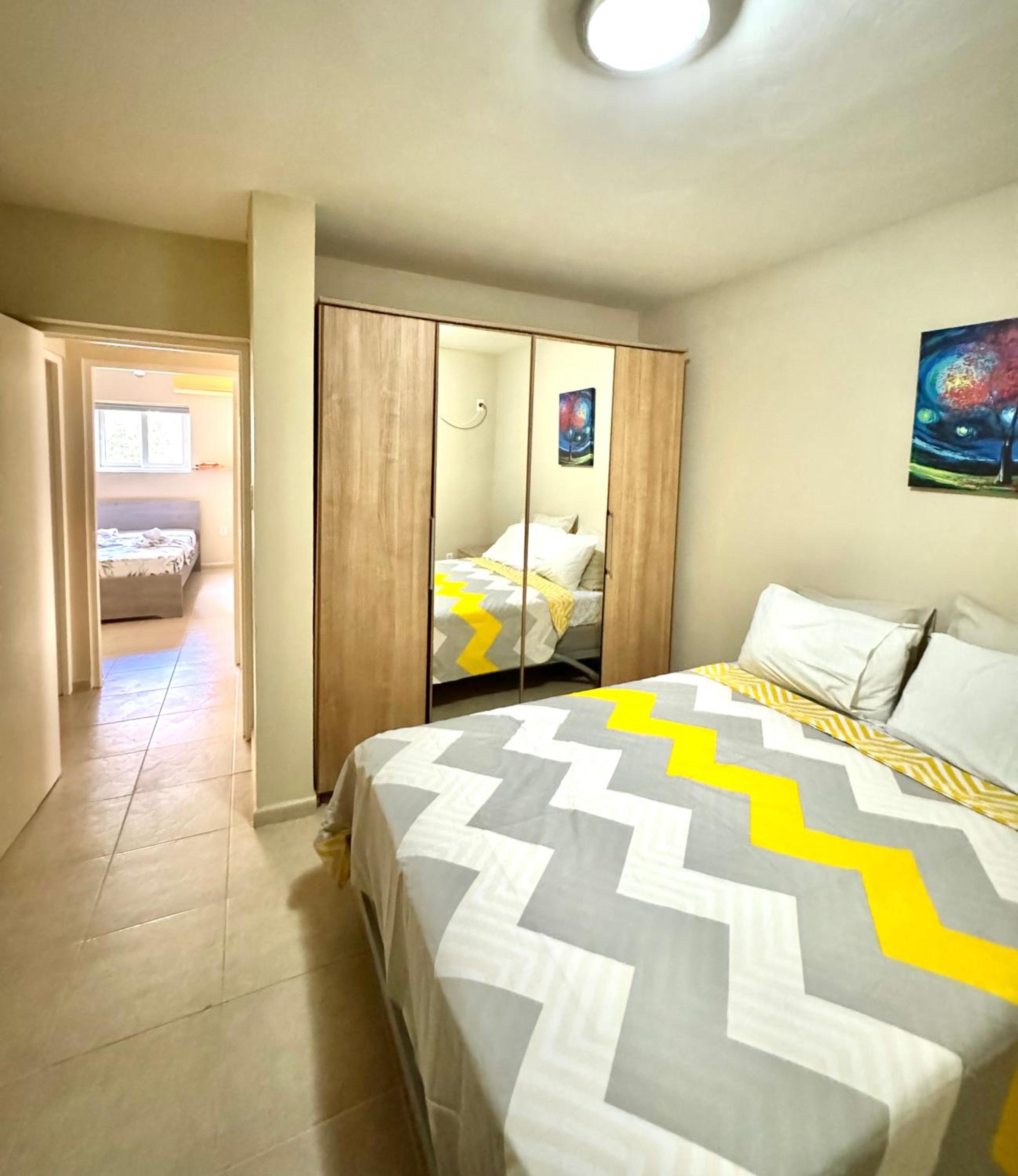 Cozy 2 Bedroom Apartment in Brakkeput
