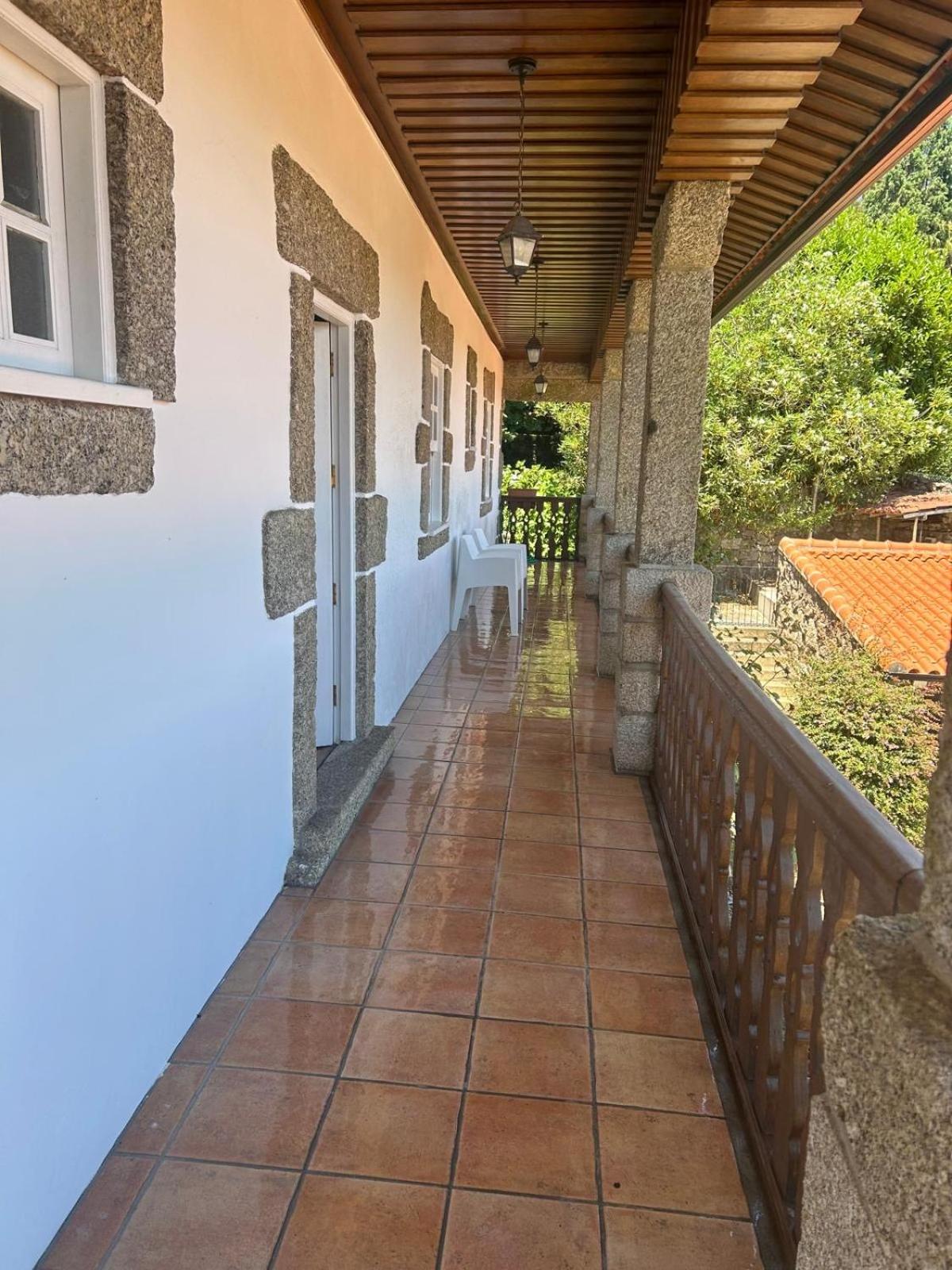 Casa dos três rapazes view 2