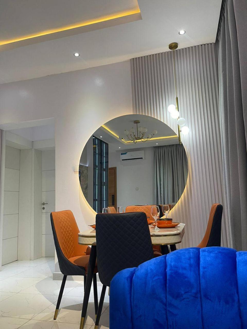 Exquisitely furnished 2 bedroom apartment view 5