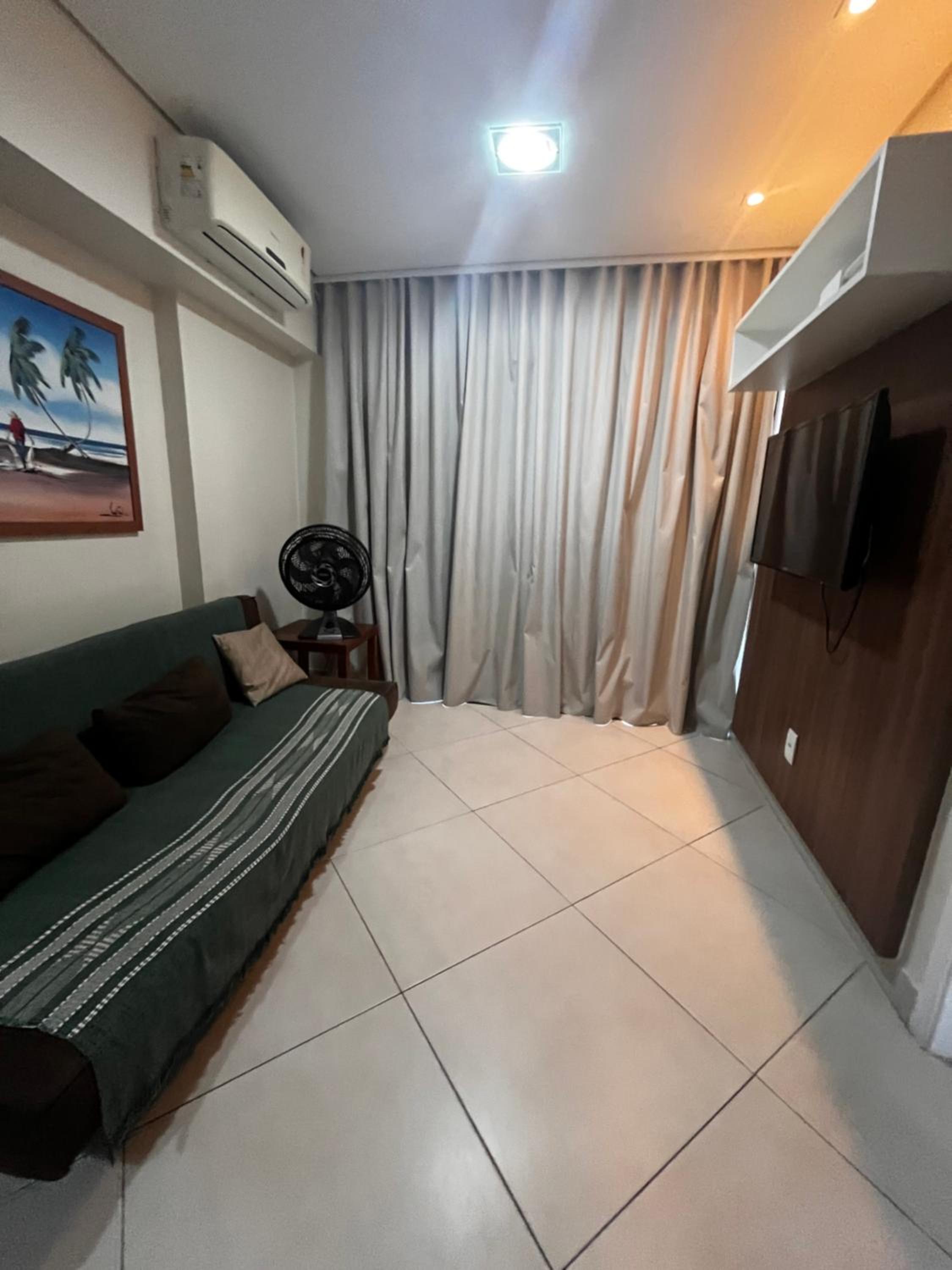 LandscapeDiamond2204