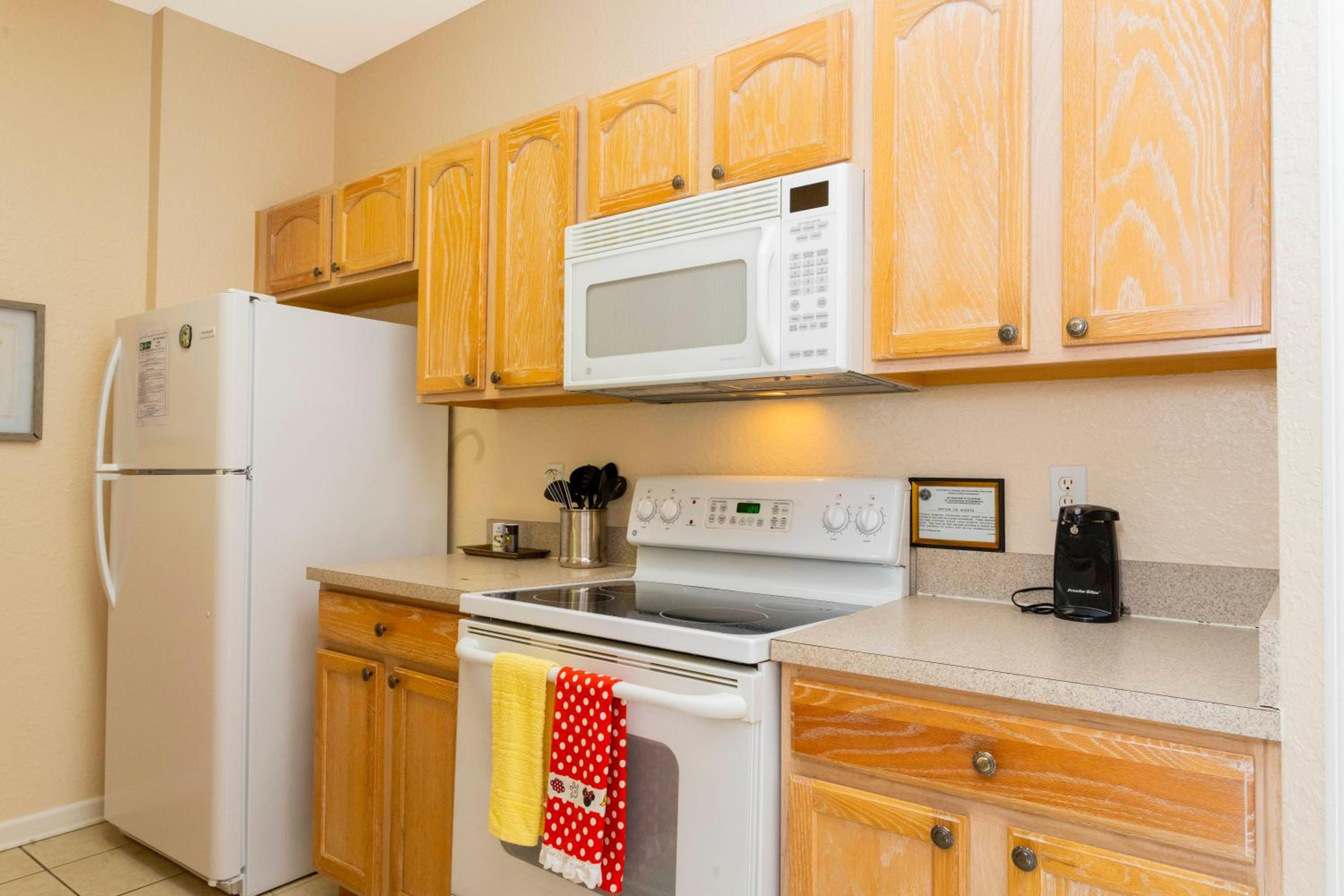 Cozy Apartment 3BD2BA at Windsor Hills WH28131