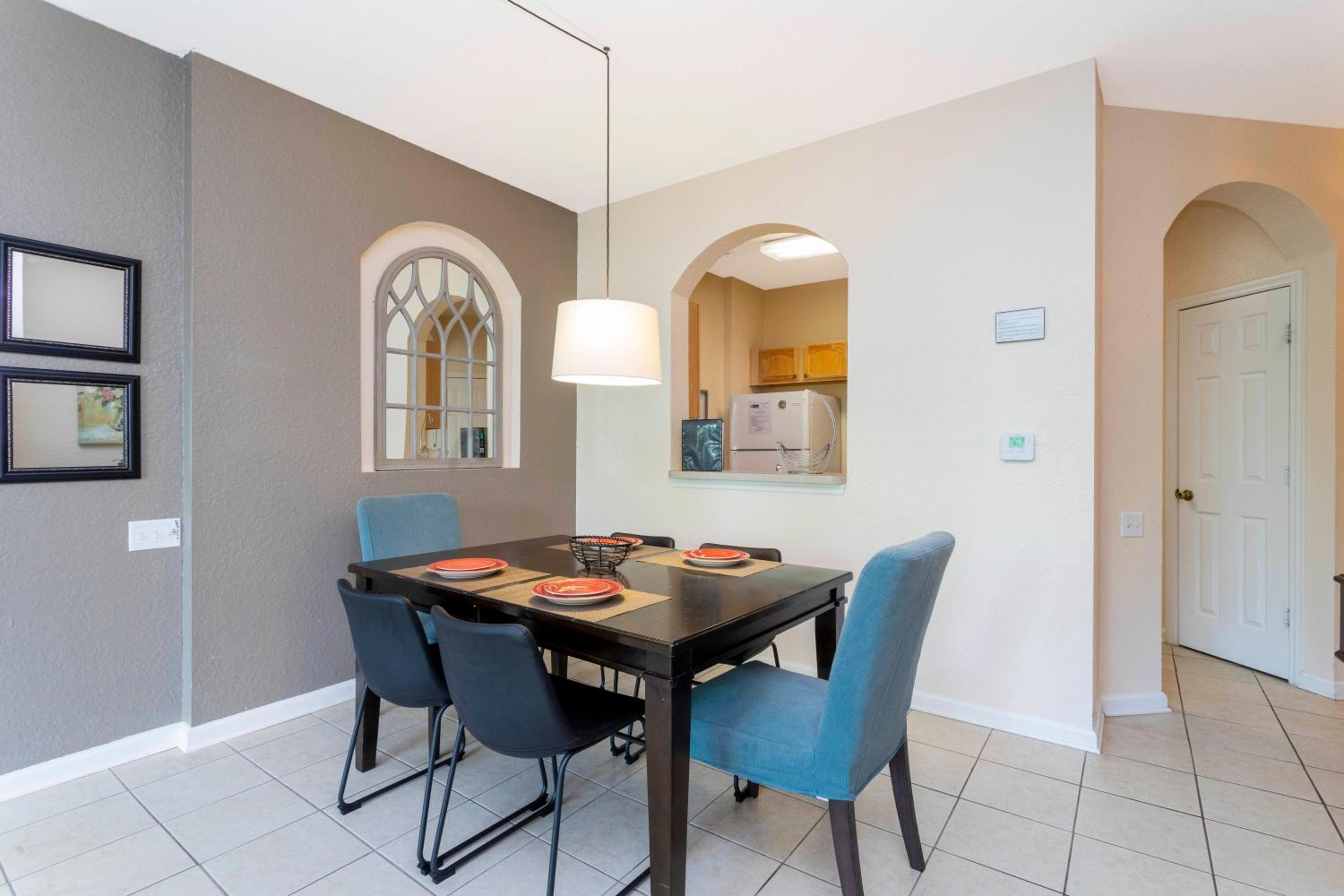 Cozy Apartment 3BD2BA at Windsor Hills WH28131