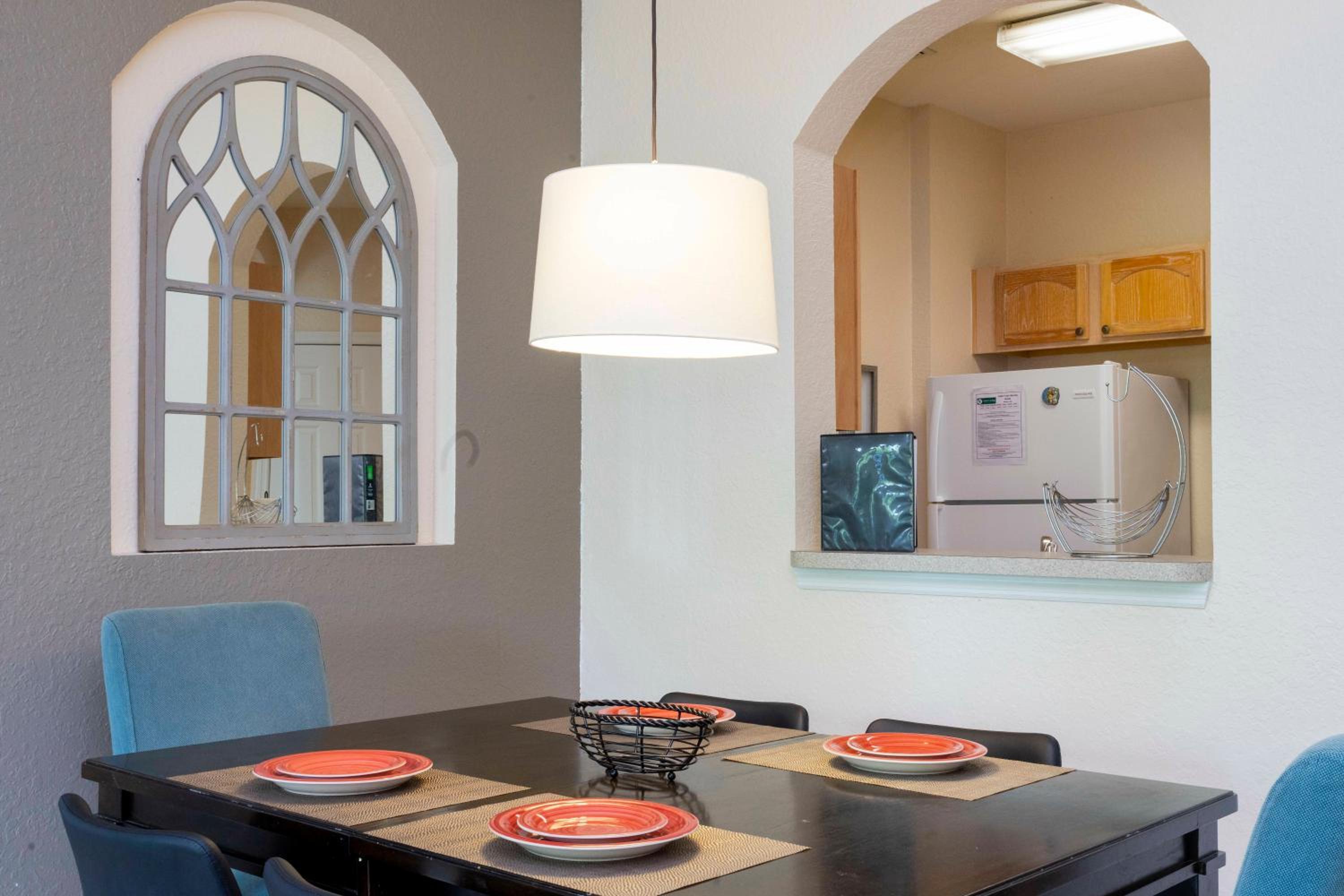 Cozy Apartment 3BD2BA at Windsor Hills WH28131
