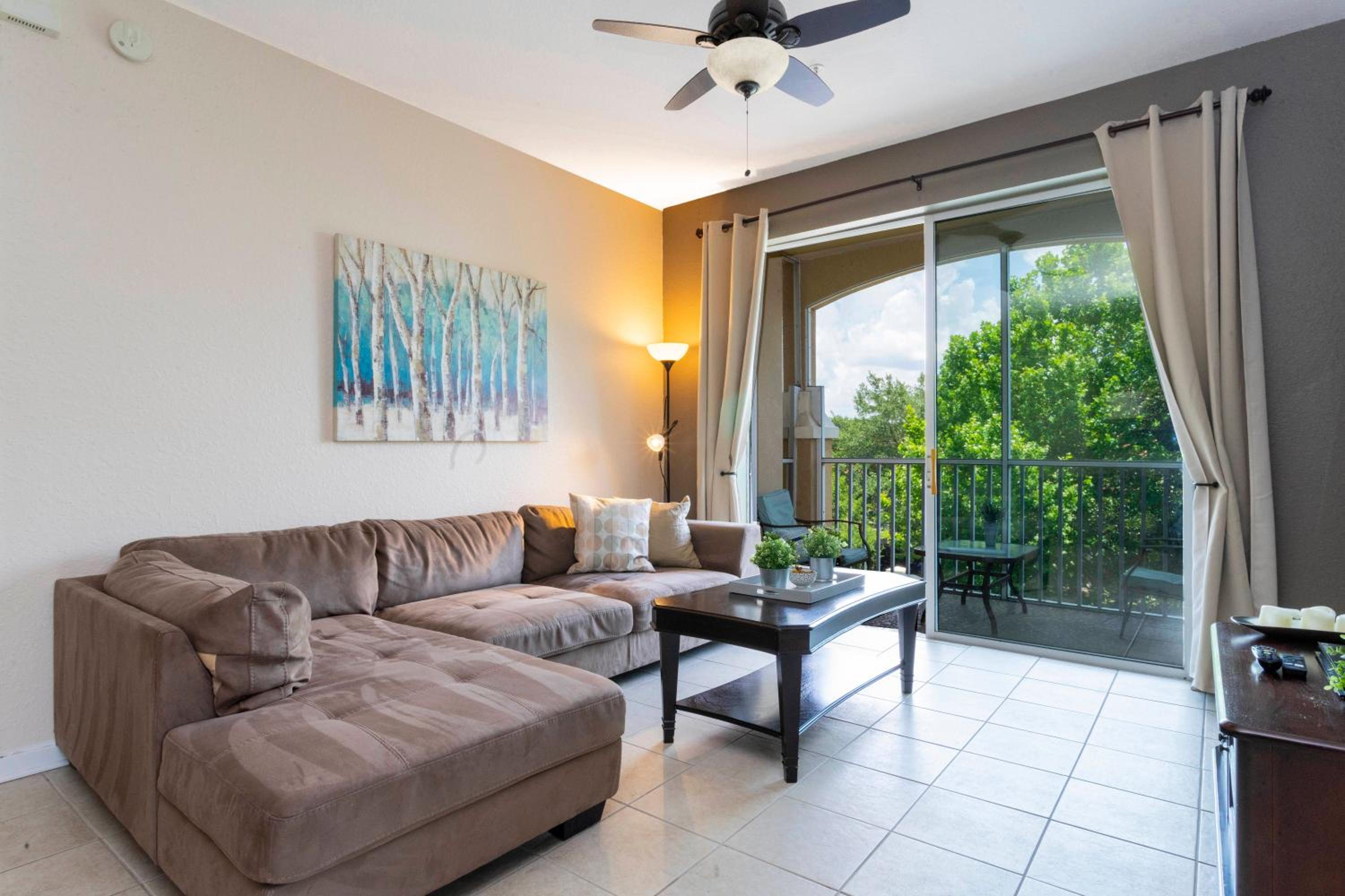 Cozy Apartment 3BD2BA at Windsor Hills WH28131
