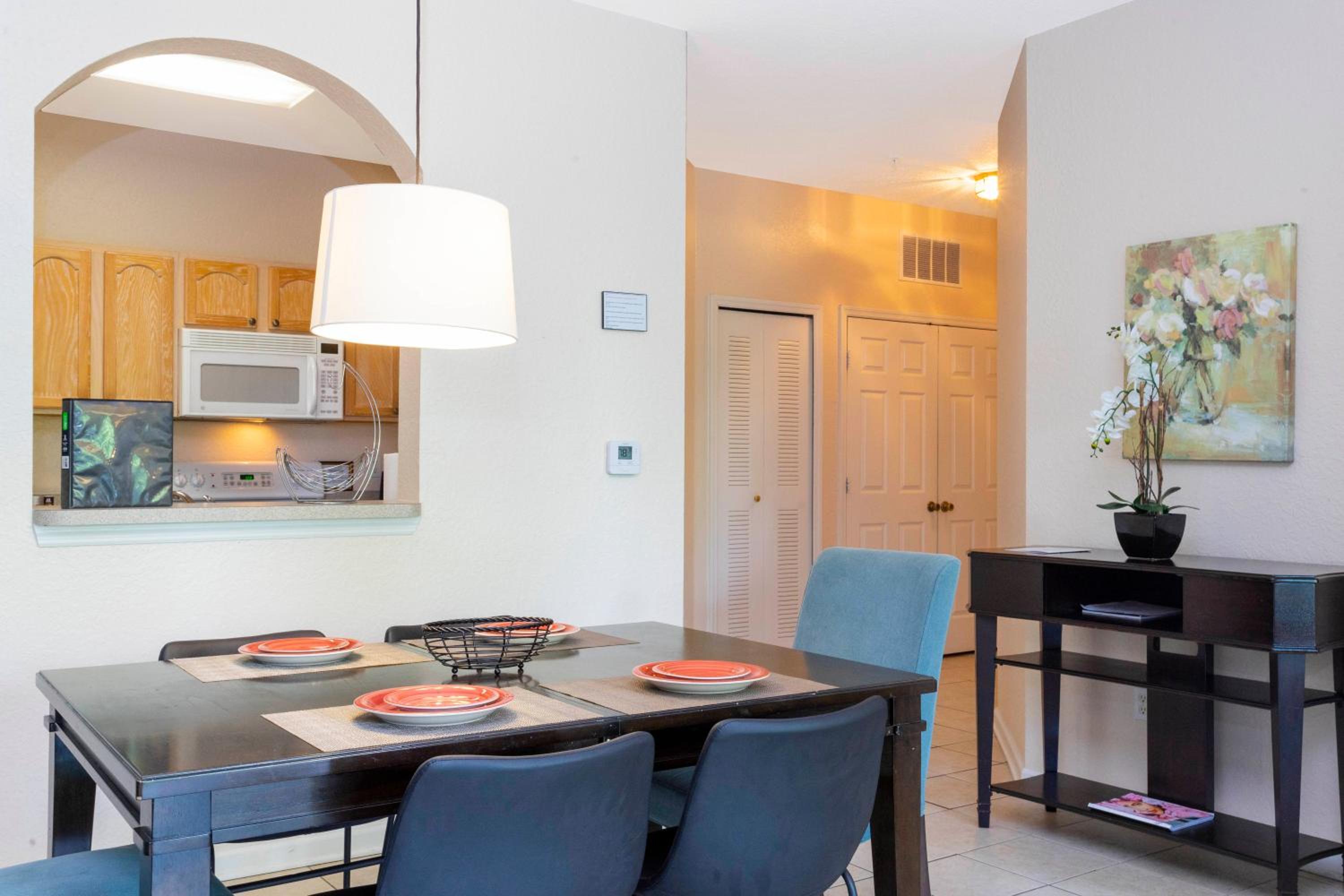 Cozy Apartment 3BD2BA at Windsor Hills WH28131