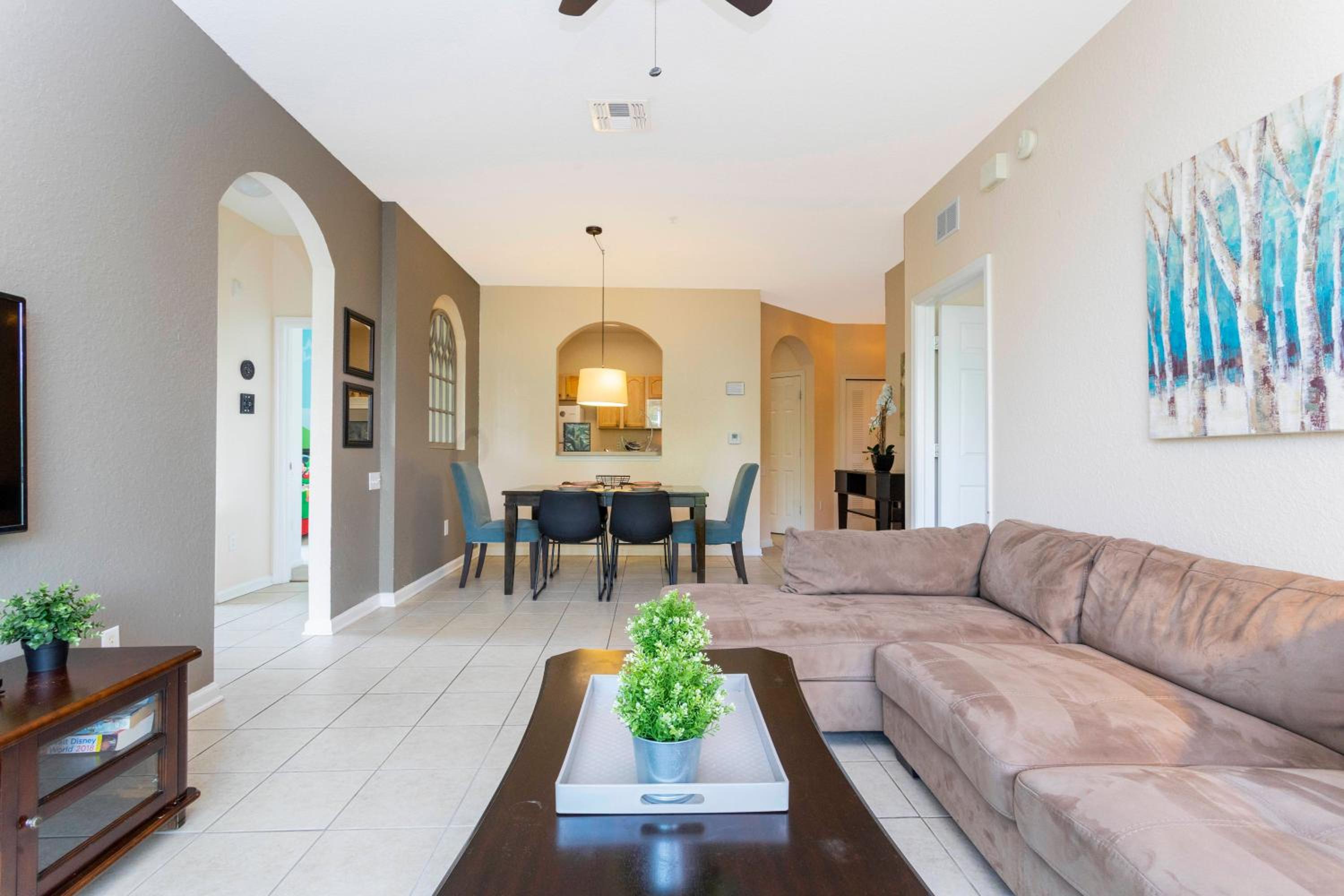 Cozy Apartment 3BD2BA at Windsor Hills WH28131