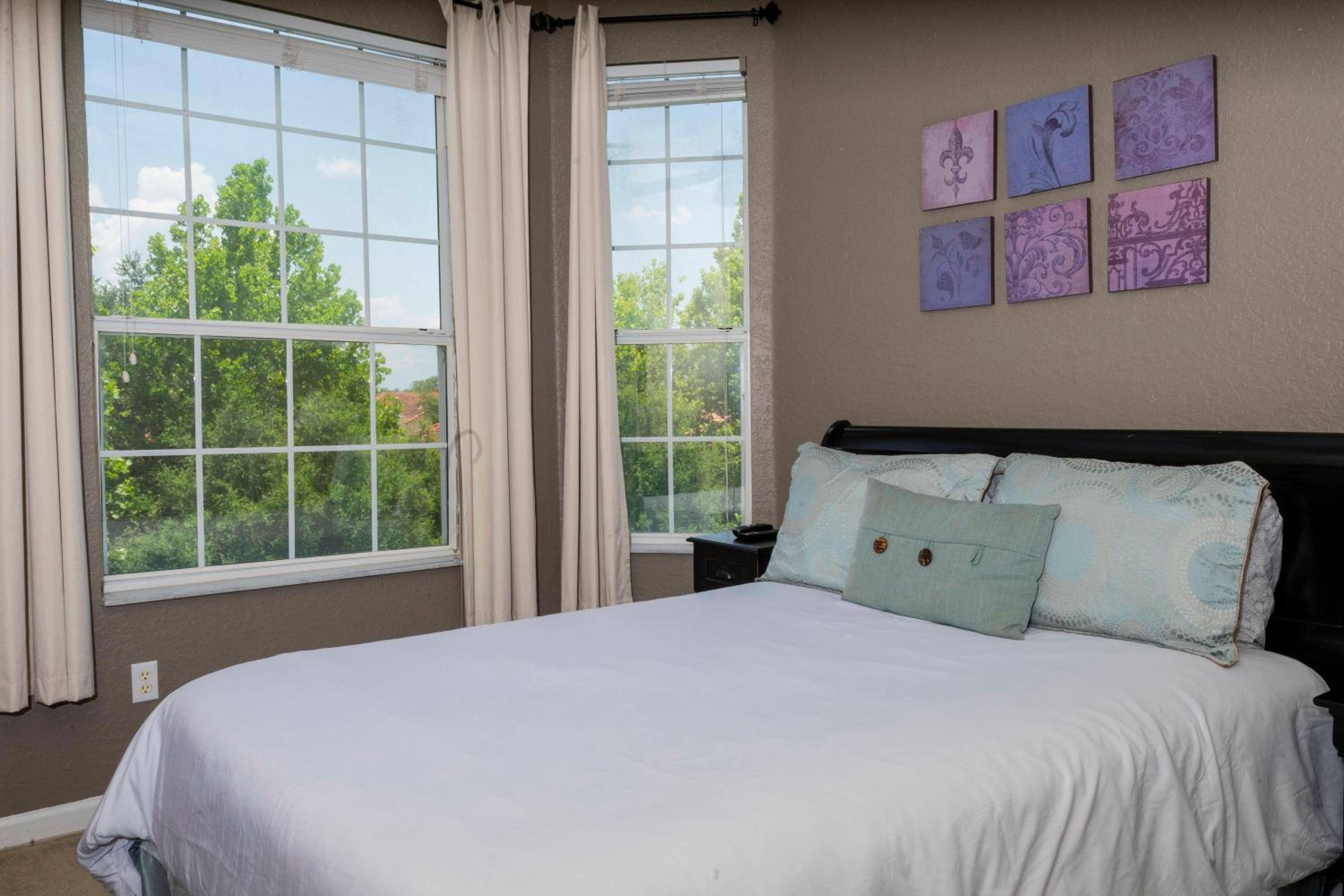 Cozy Apartment 3BD2BA at Windsor Hills WH28131