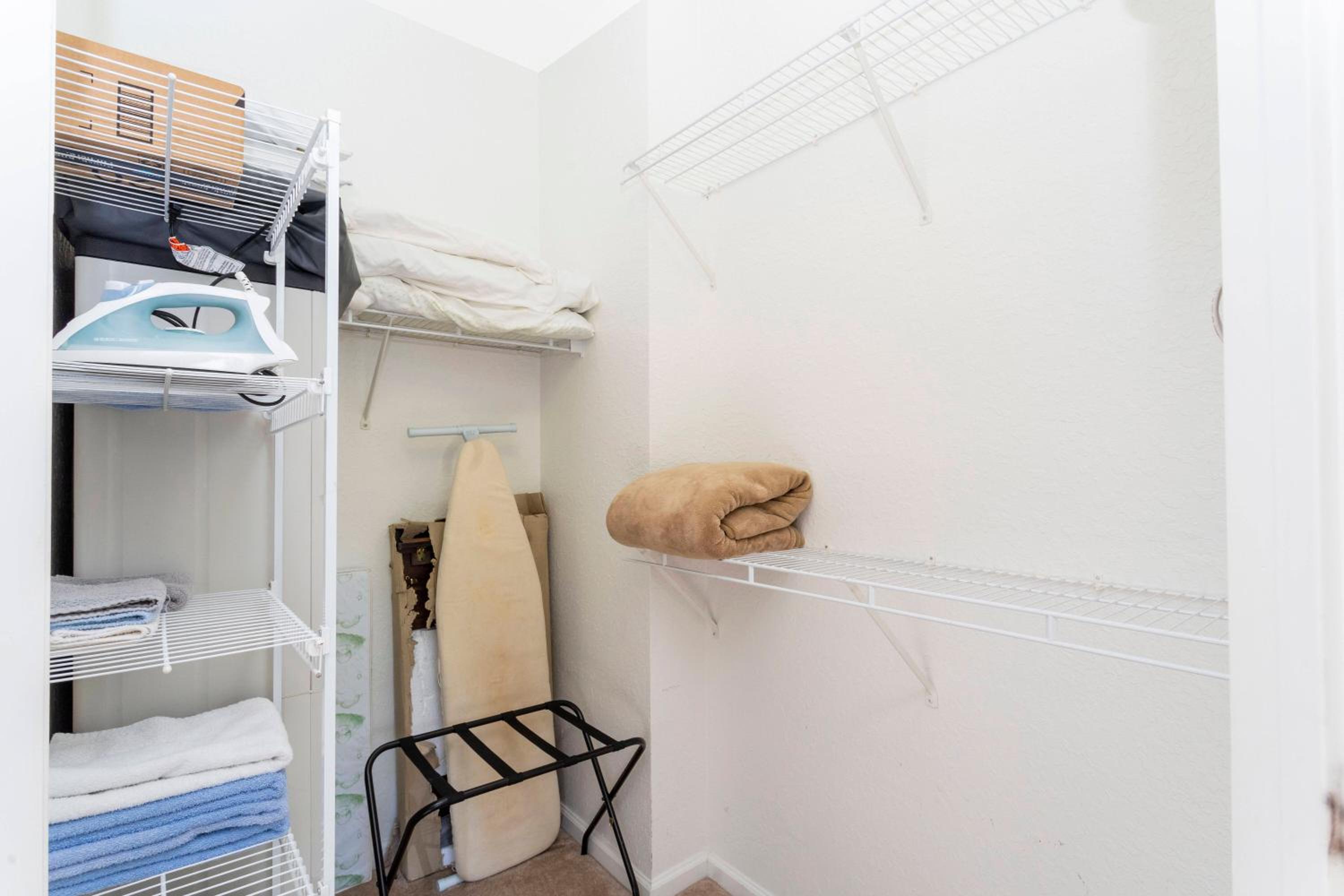 Cozy Apartment 3BD2BA at Windsor Hills WH28131