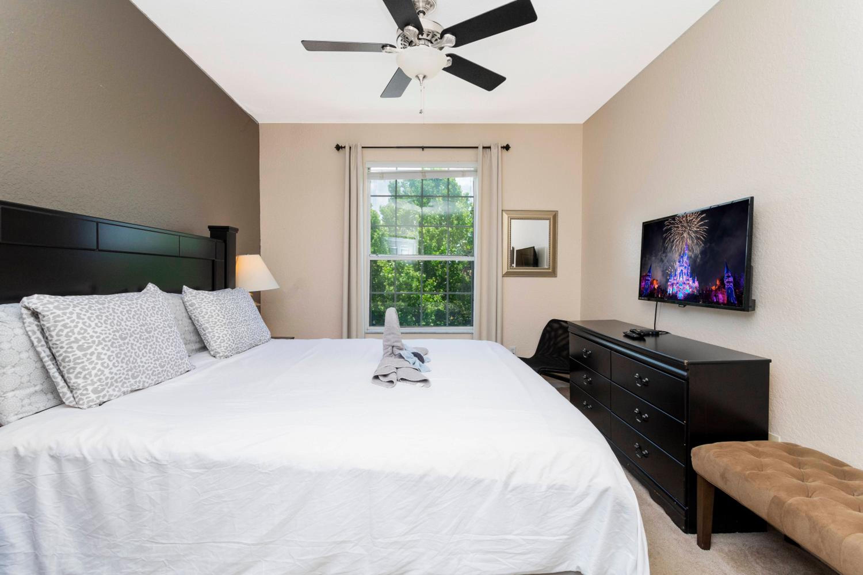 Cozy Apartment 3BD2BA at Windsor Hills WH28131