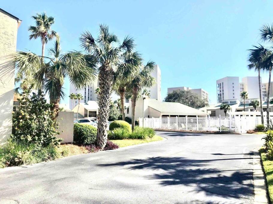 Destin Ocean Oasis view 2