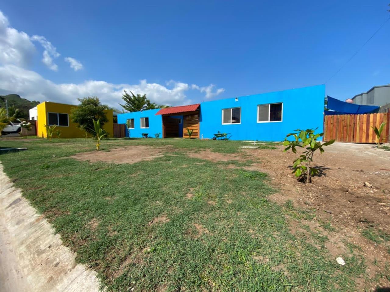 Beautiful 5 Bedrooms Beach House