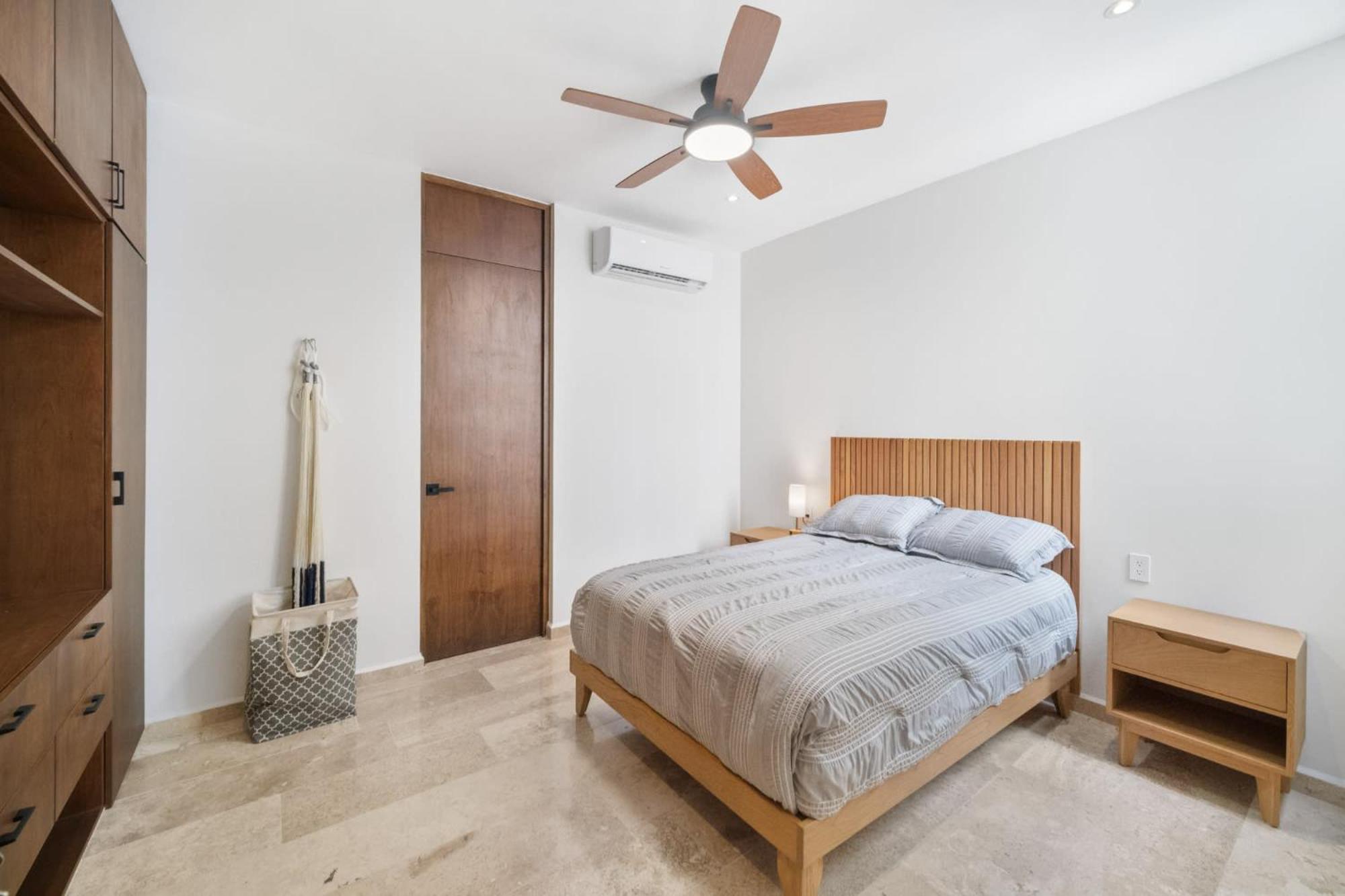SIELA 4BR Beachfront Amazing Apartment view 3