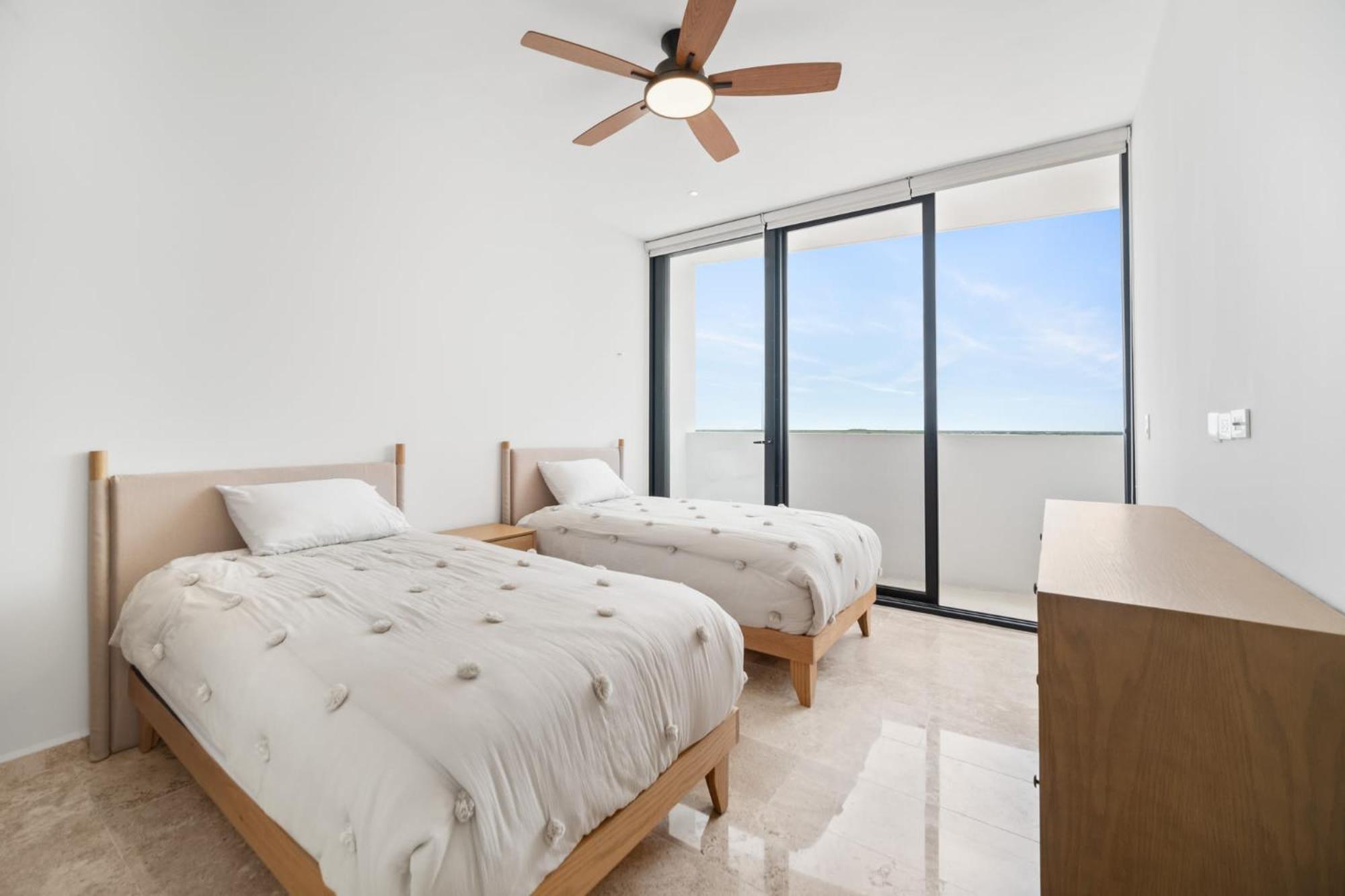 SIELA 4BR Beachfront Amazing Apartment view 4
