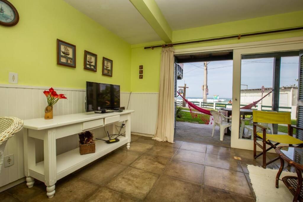 Duplex No 04 de 3 quartos frente ao mar