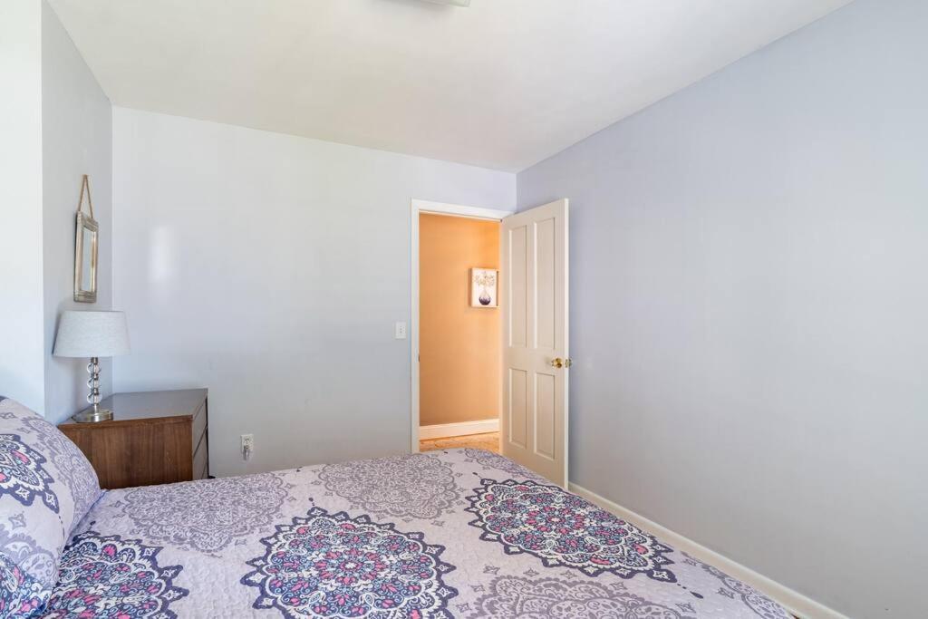 Berkshire Vacation Home in Lee - Pool is Open! view 5