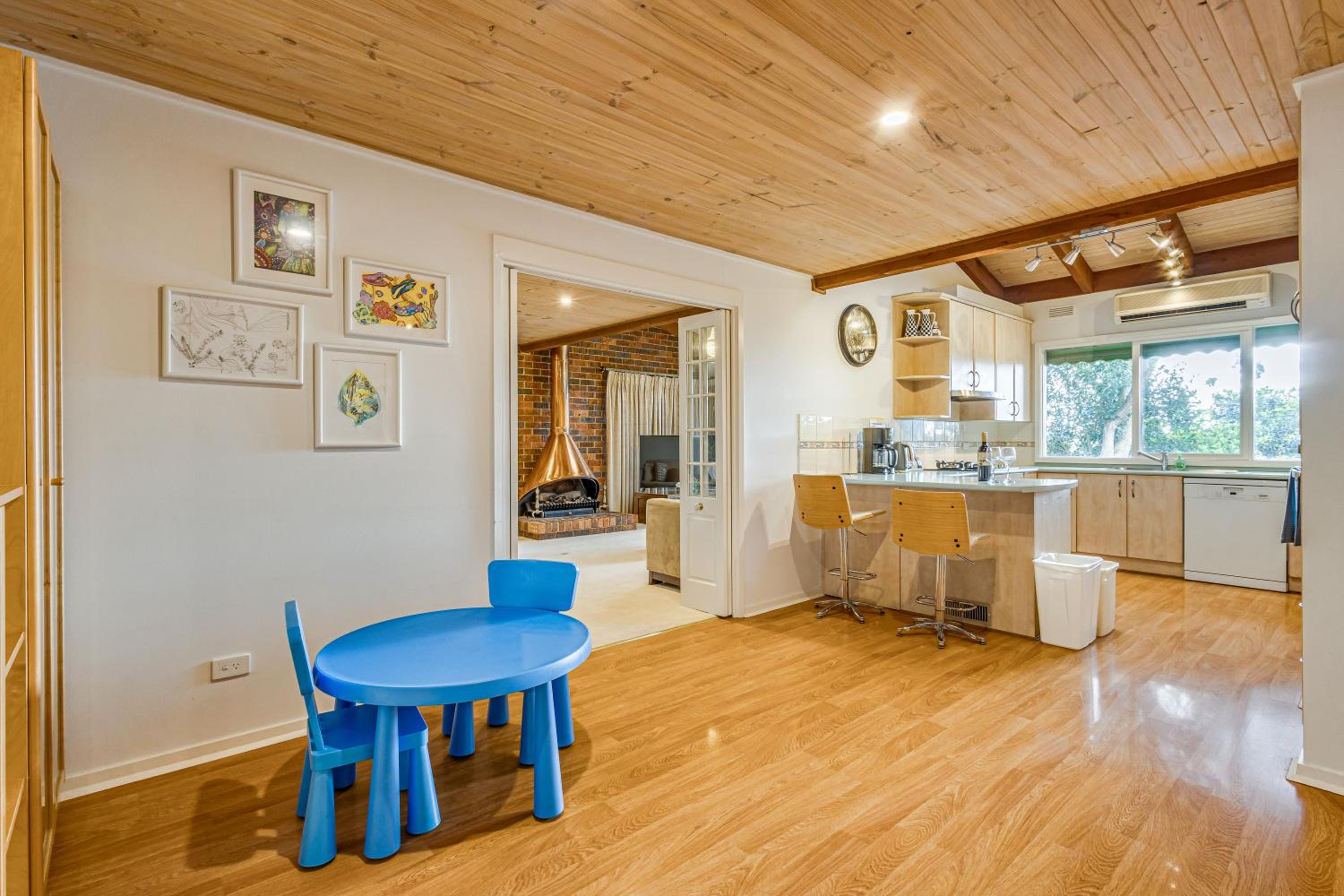 Stunning Villa near Wildlife Parks and Forests