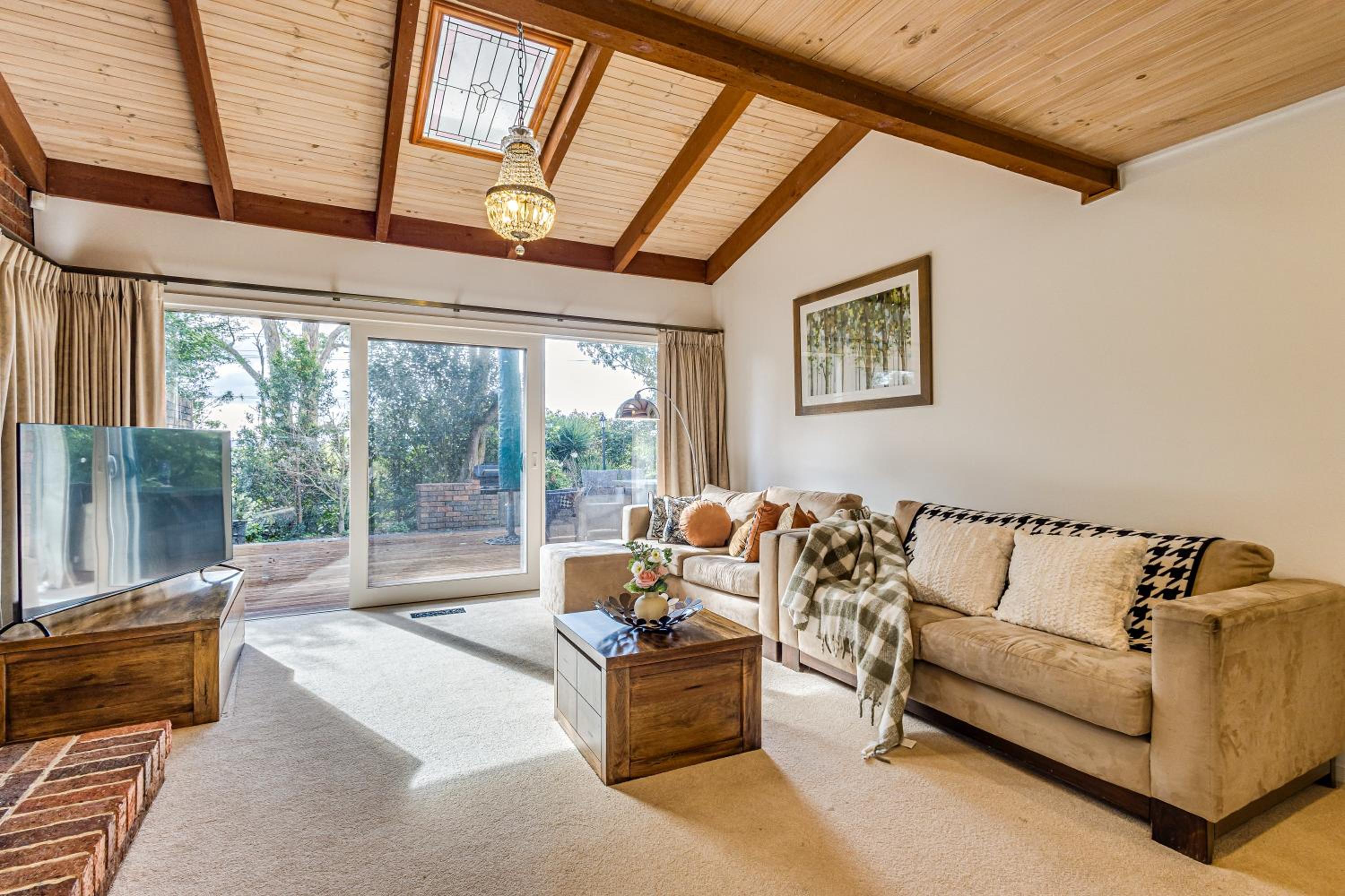 Stunning Villa near Wildlife Parks and Forests