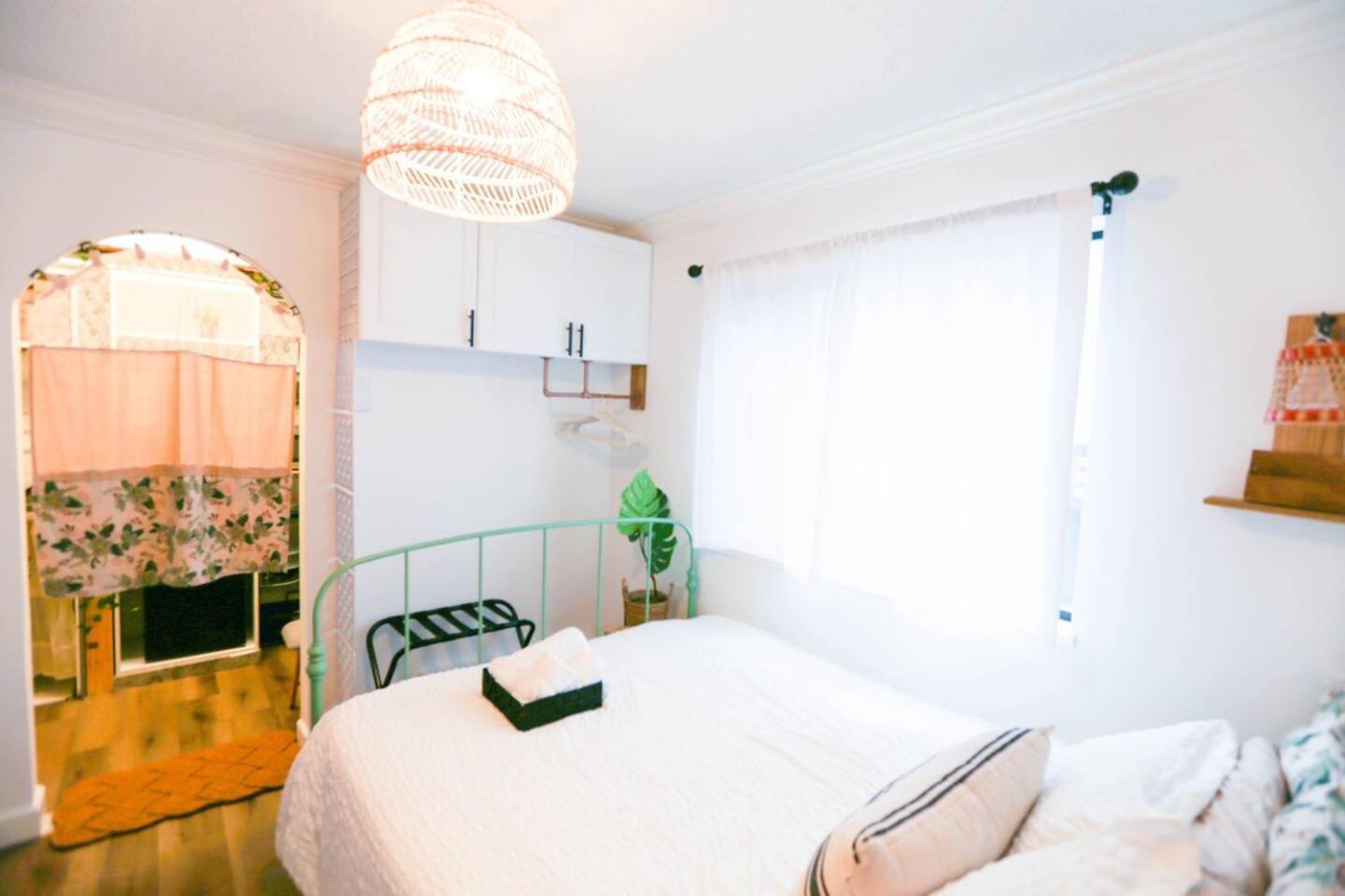 Chic Artistic Studio Suite Exceptional Luxury with Everything You Need NO need to SHARE Room