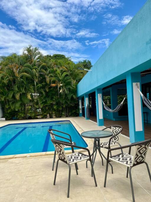 Casa y piscina privada a 10 minutos de la Vega, Cundinamarca