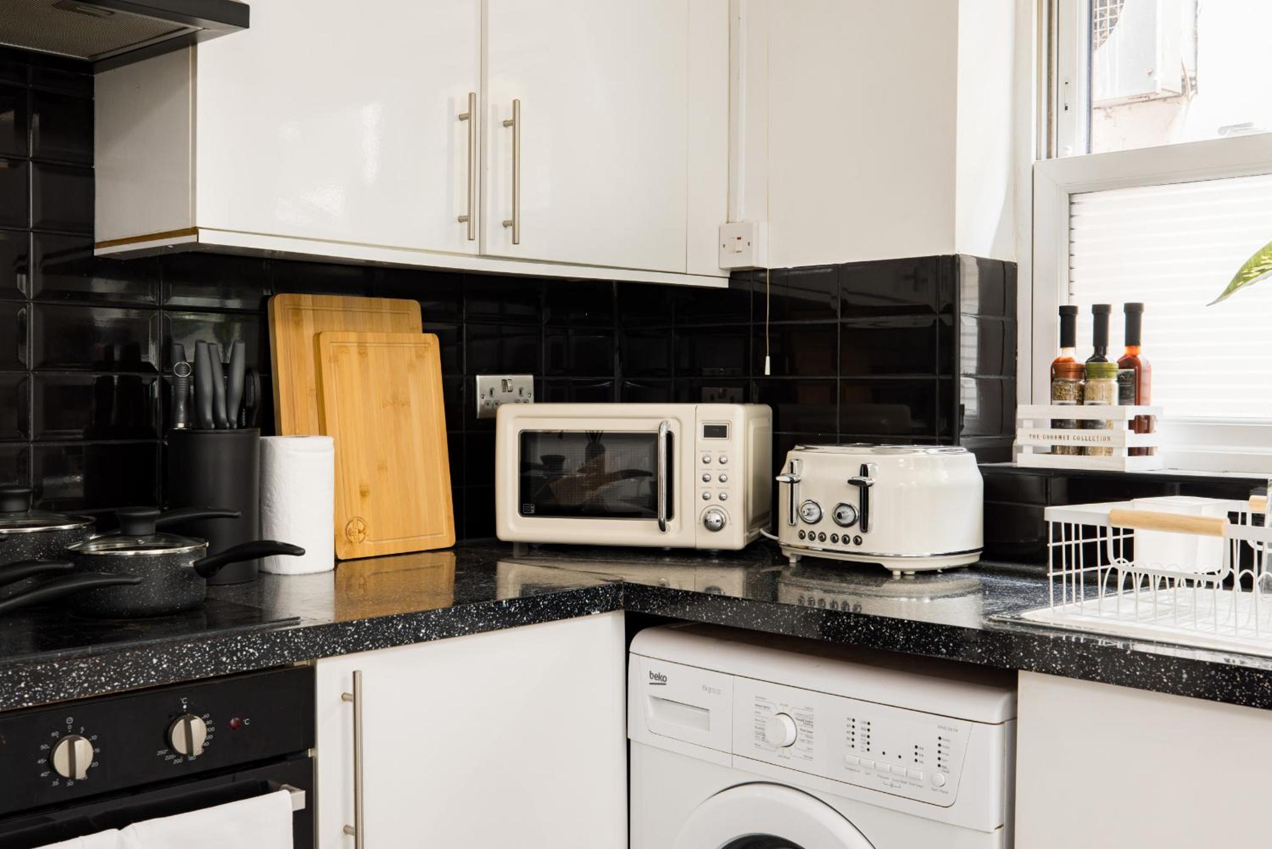 Tranquil 1 Bedroom Flat Hackney London