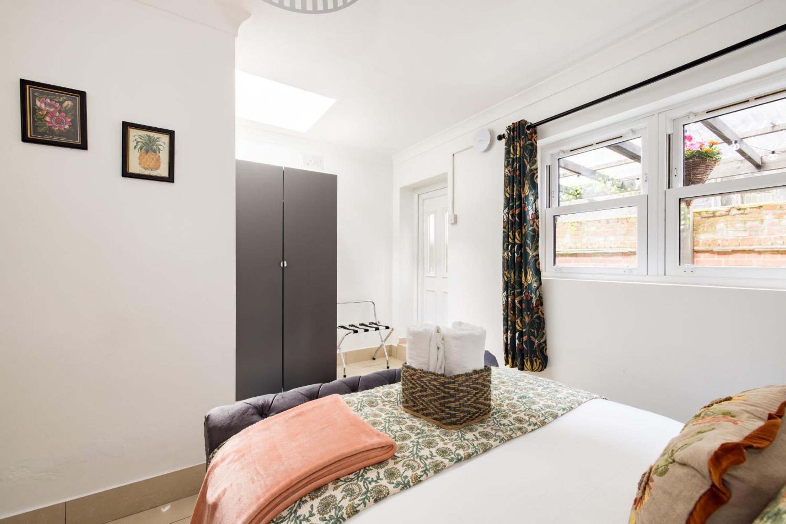 Tranquil 1 Bedroom Flat Hackney London