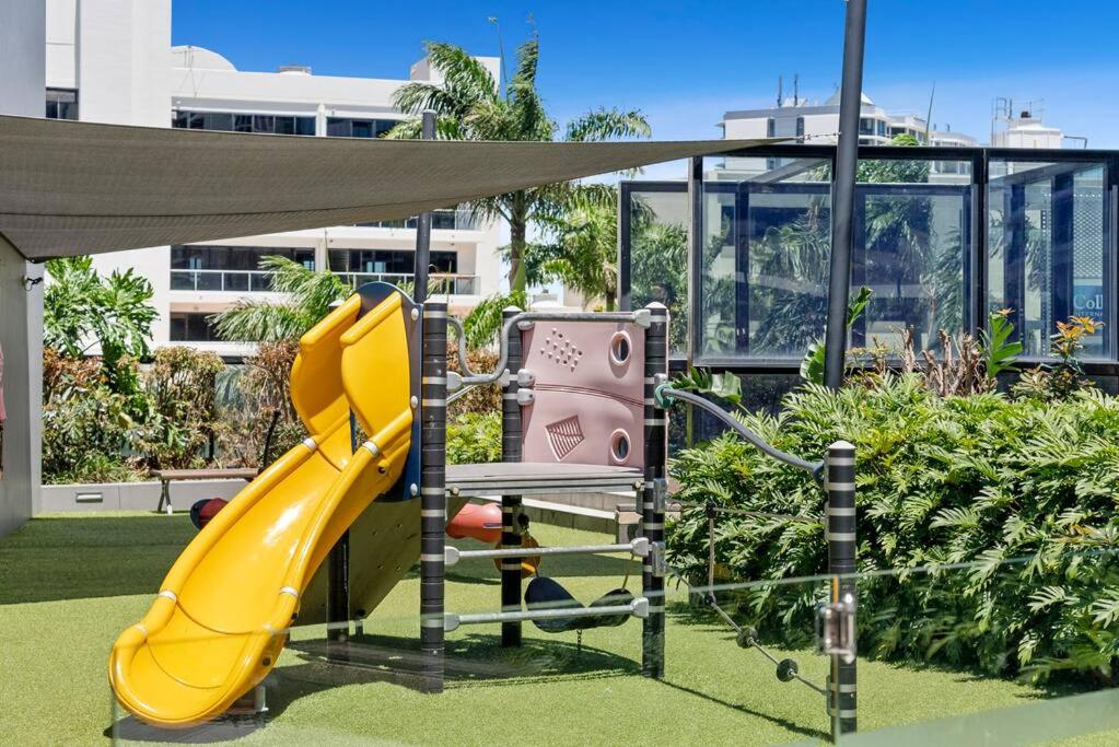 Huge Circle on Cavill 2 BRM Sleeps 6 - Optimise BNB