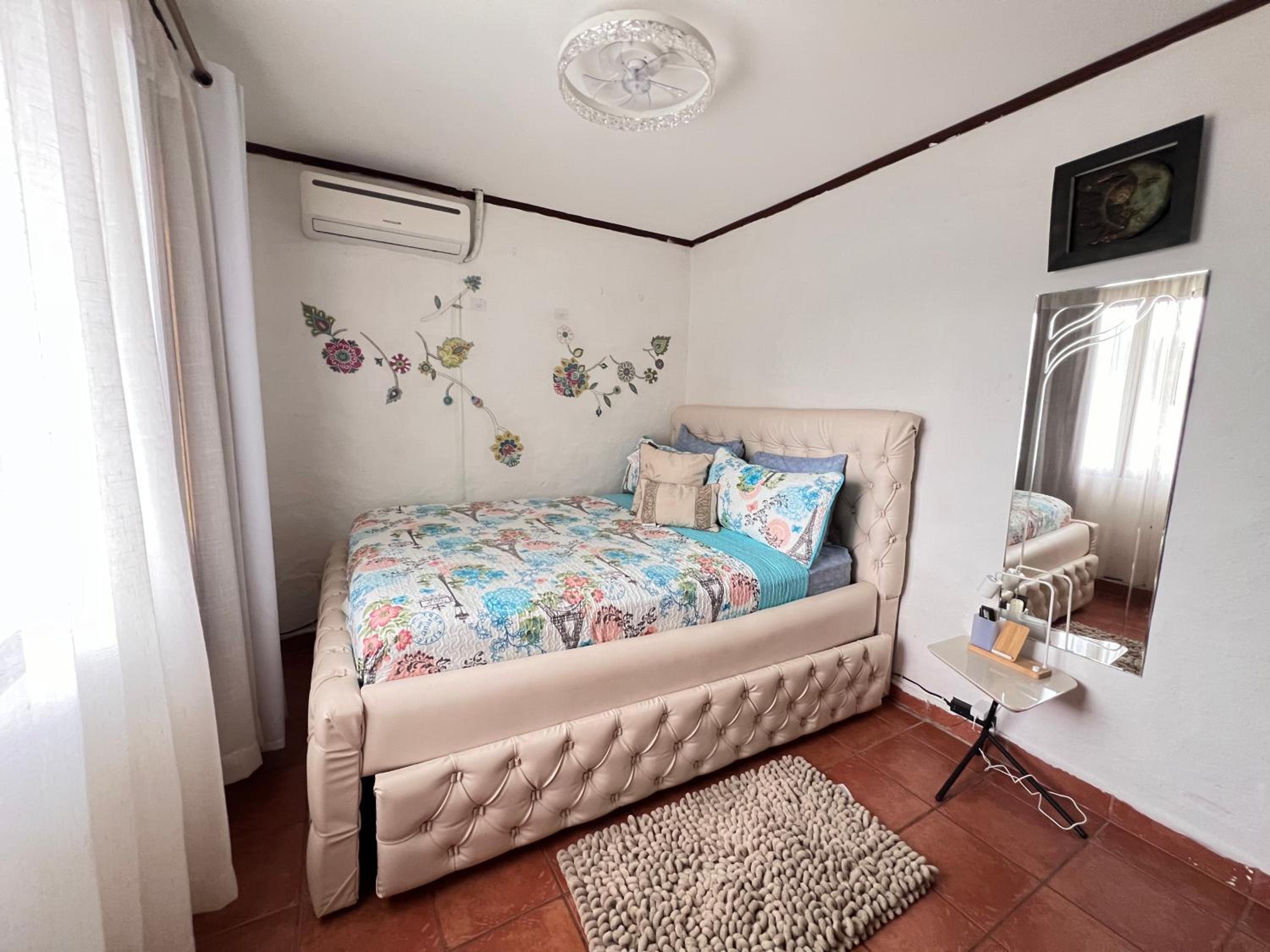 Hermosa Casa con Piscina Privada en Punta Leona
