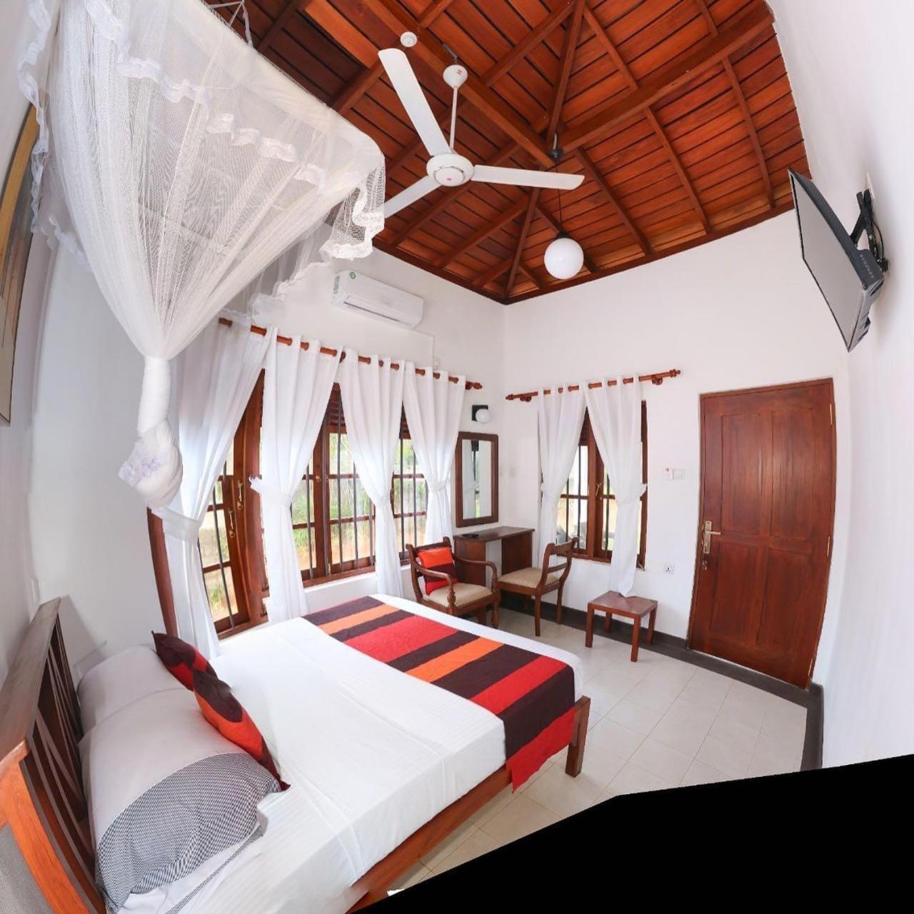 Kalido Beach Villa view 4