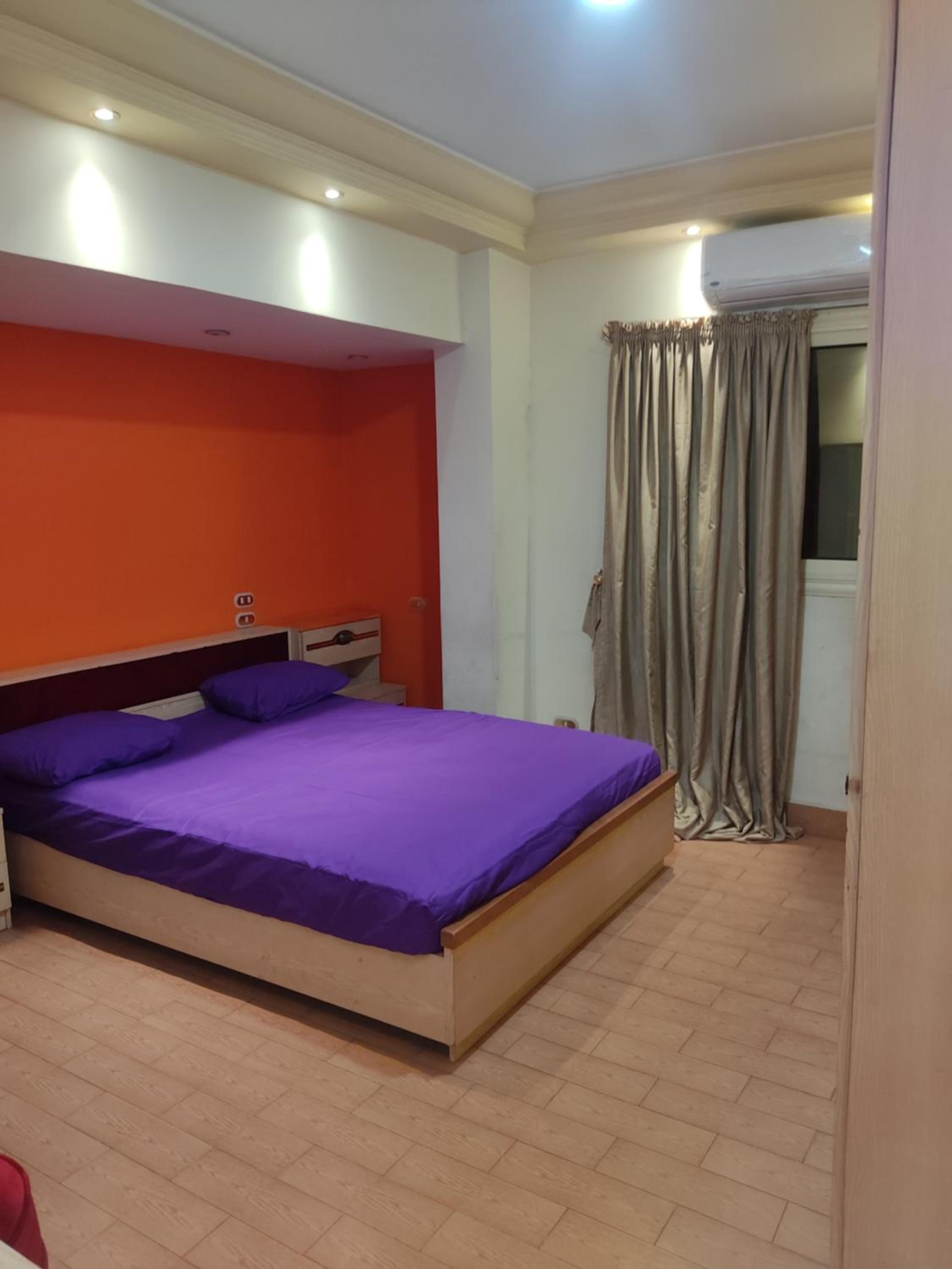 Doqi apartment 3 rooms 2 bathroom WiFi near Nile