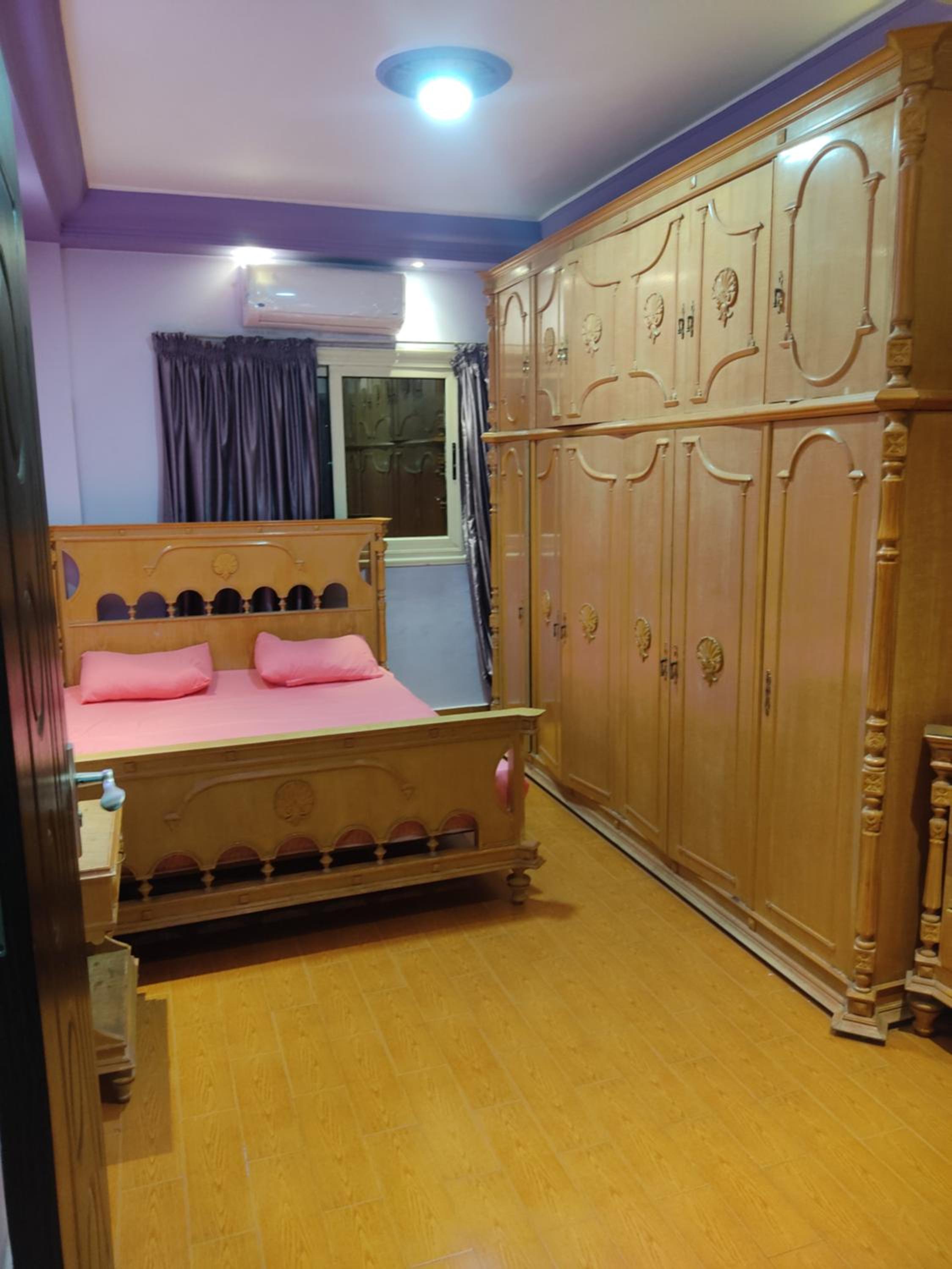 Doqi apartment 3 rooms 2 bathroom WiFi near Nile