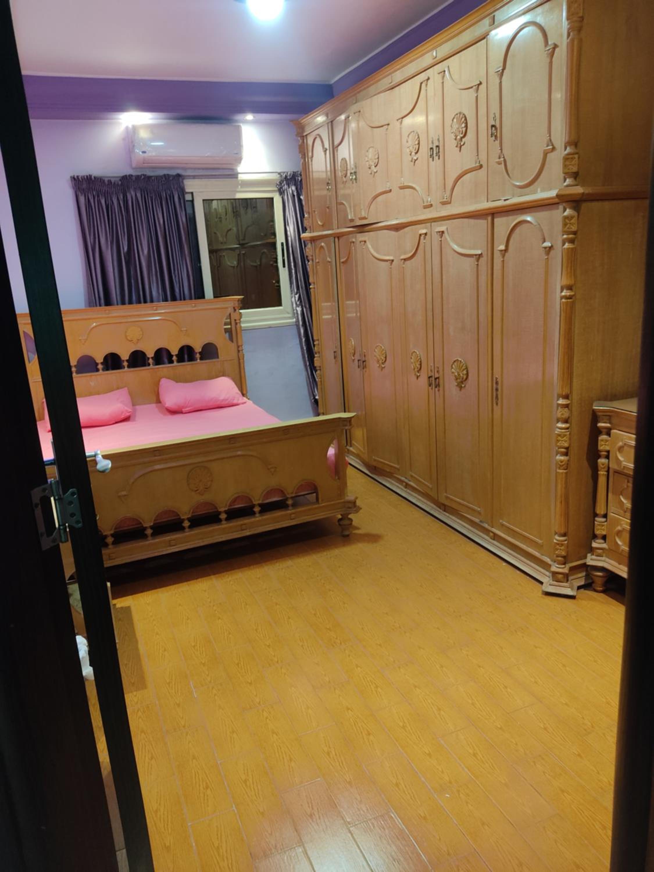 Doqi apartment 3 rooms 2 bathroom WiFi near Nile
