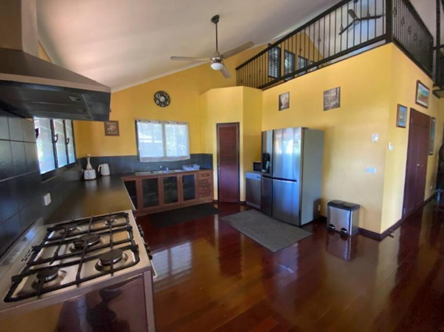 Cable Beach Vacations - Sunset Oasis - Property Image 4