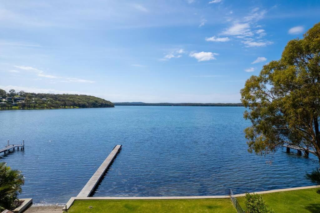 Lakefront Paradise Retreat
