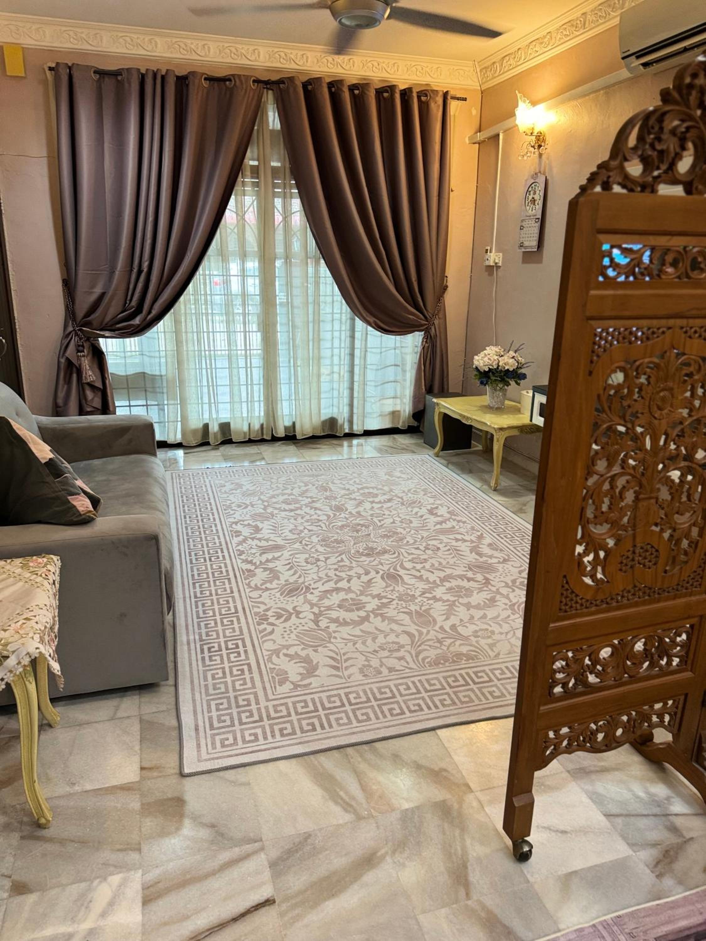 NuLya Homestay