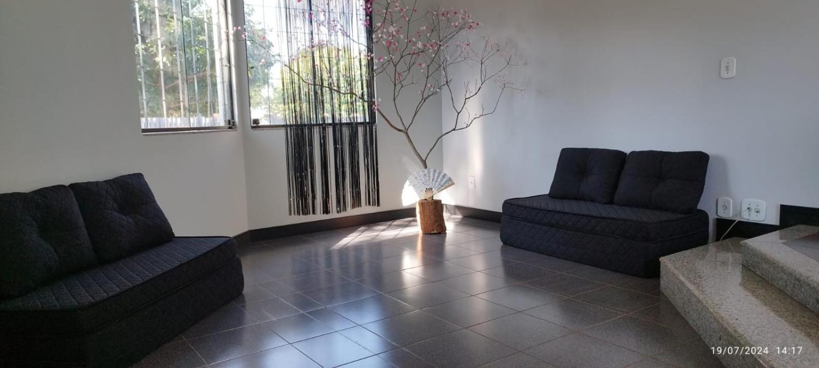 Casa 4 quartos com piscina