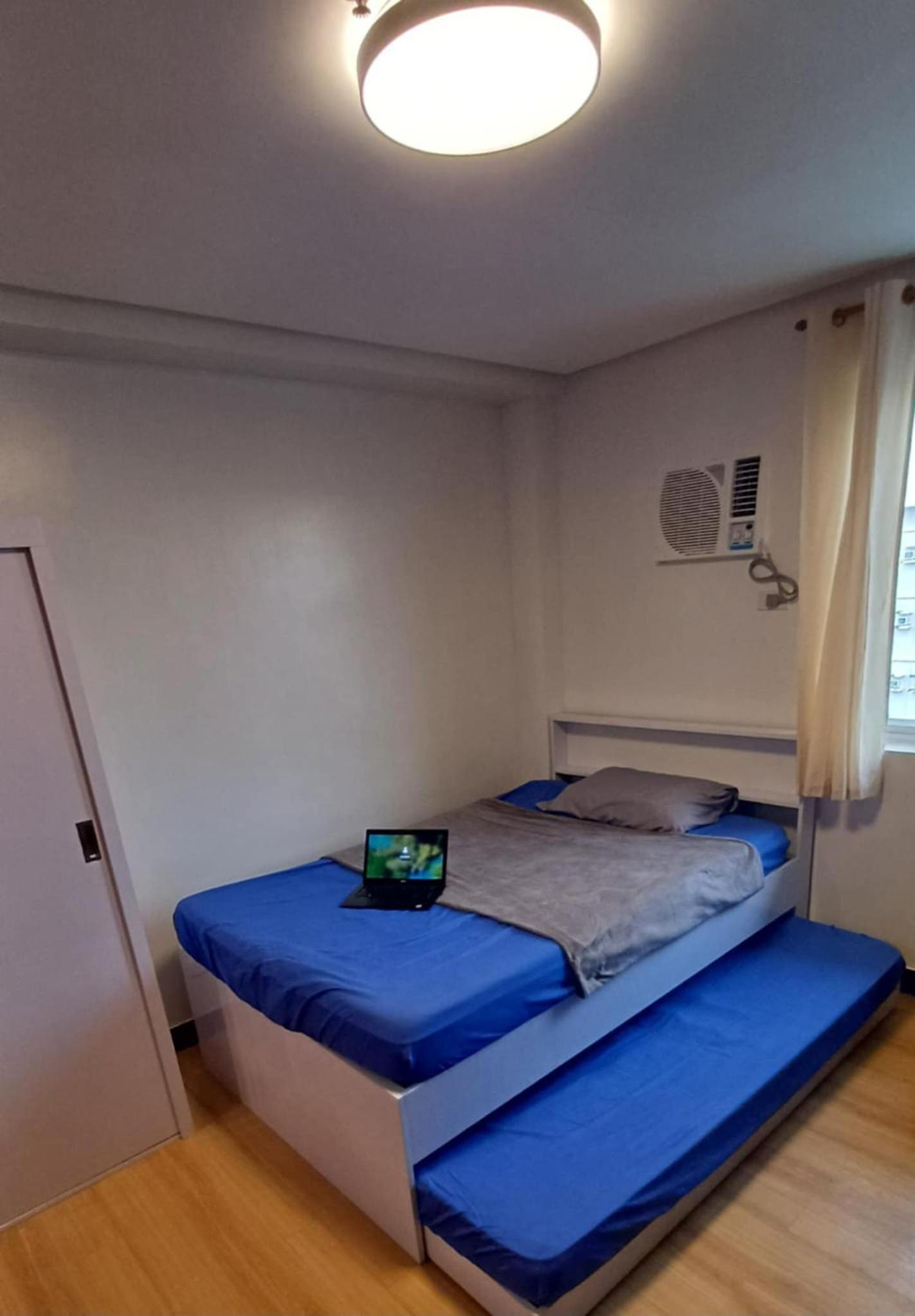 Condo Studio with Pool for Staycation view 4