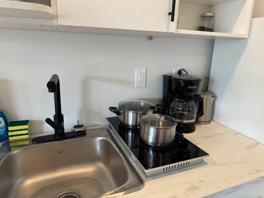 Cozy Motel Studio with kitchenette - 6